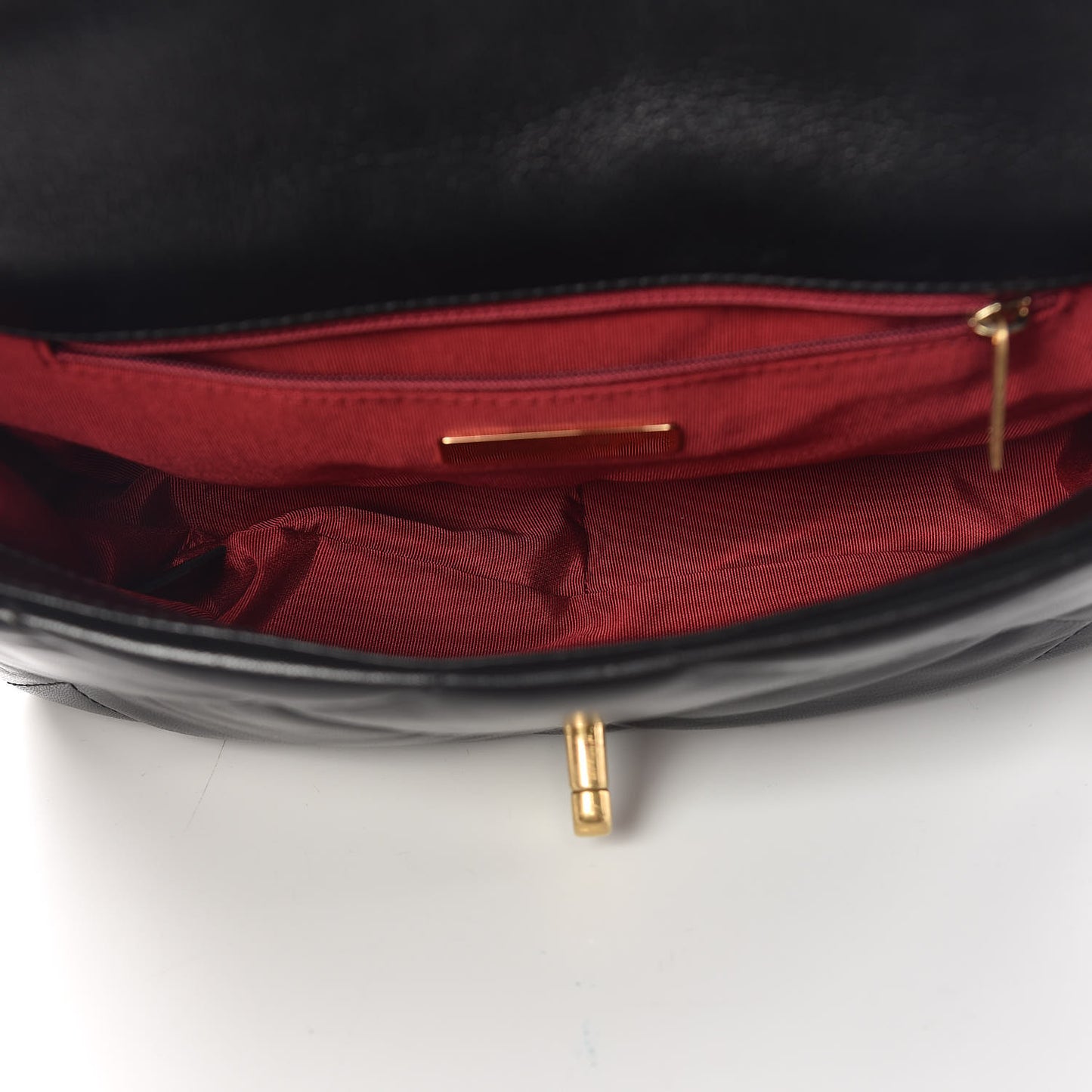 Lambskin Quilted Medium 19 Flap Black