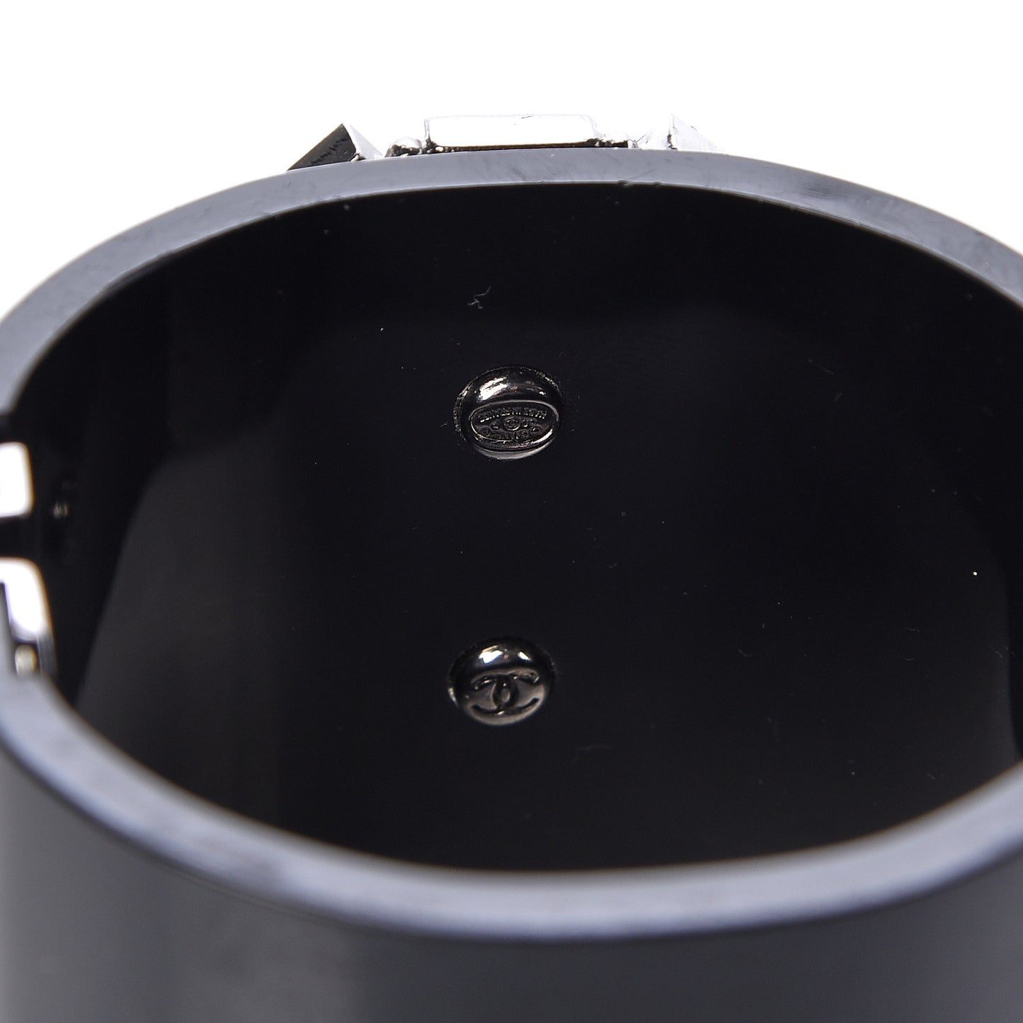 Resin Enamel CC Cabochon Cuff Black