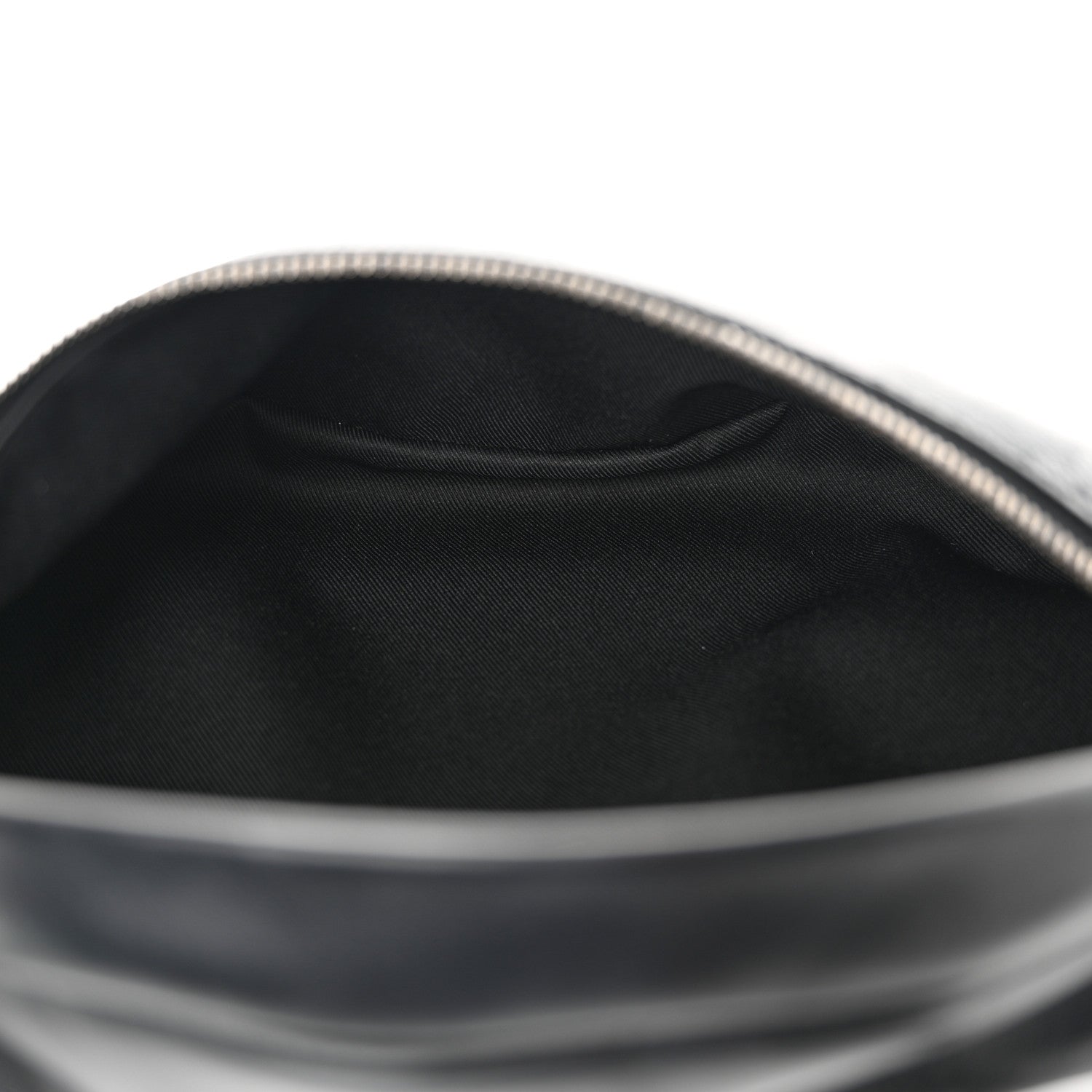 Louis Vuitton Monogram Eclipse Discovery Bumbag PM 5 of 10