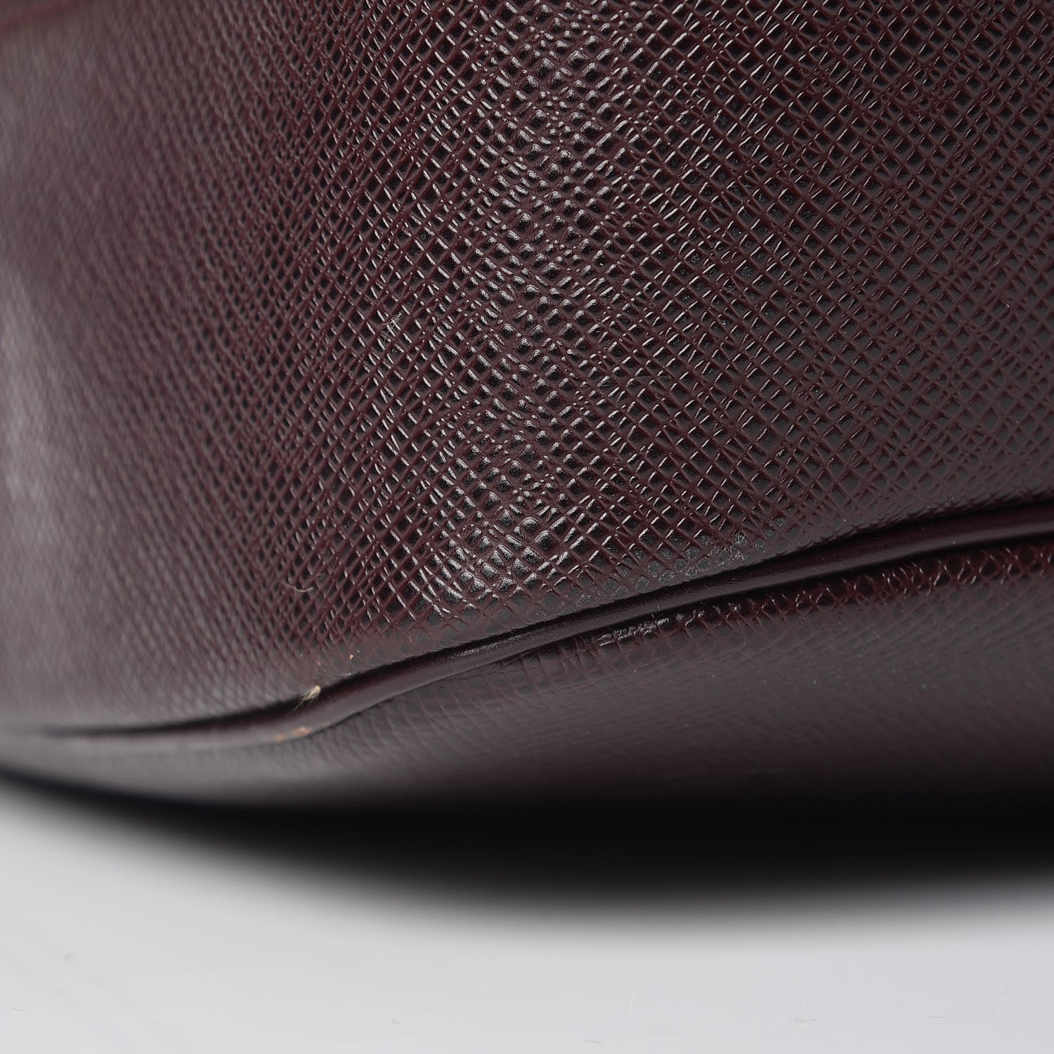 Louis Vuitton Taiga Helanga 1 Poche Acajou 9 of 11