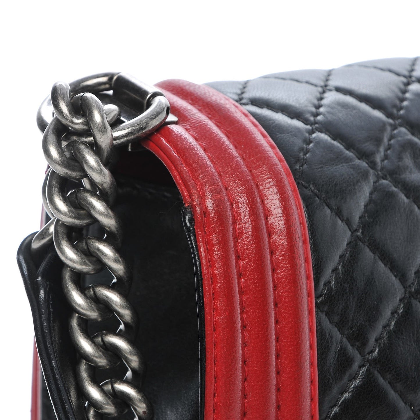 Lambskin Quilted Medium Boy Flap Black Red