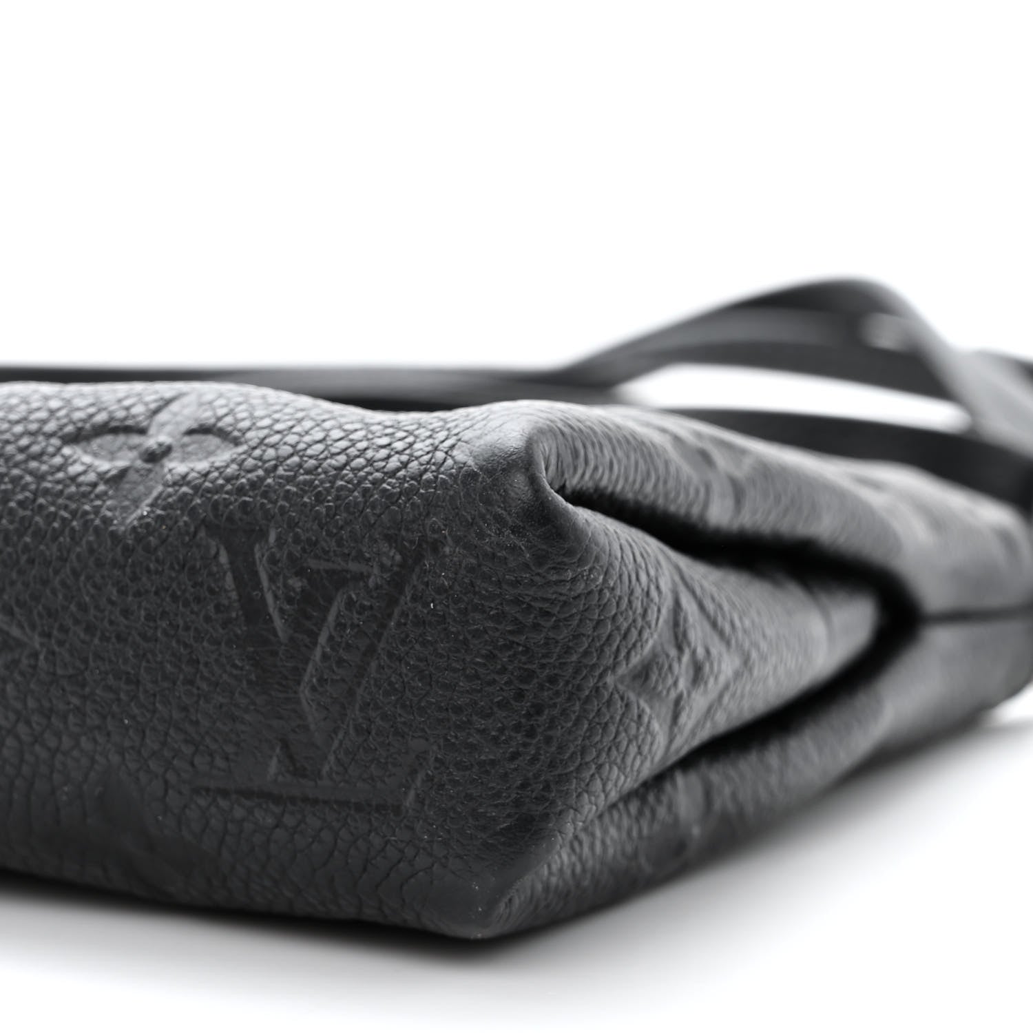 Louis Vuitton Empreinte Pallas Crossbody Black 10 of 10