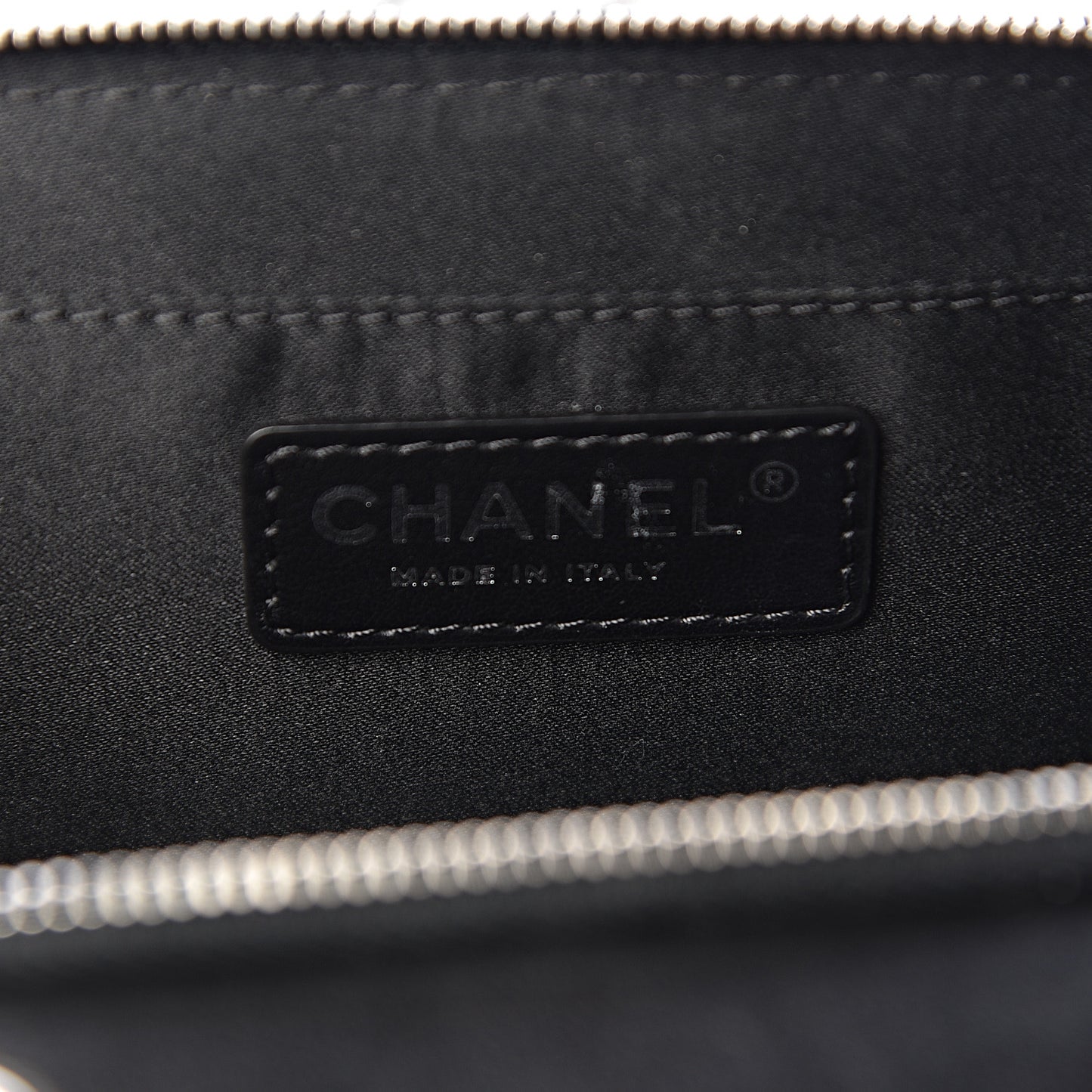 Lambskin Quilted Small Pocket Box Camera Case Black