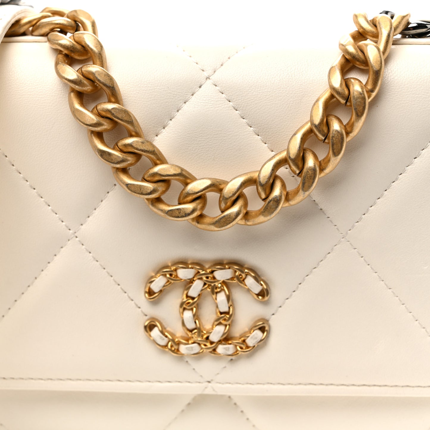 Lambskin Quilted Chanel 19 Wallet On Chain WOC White