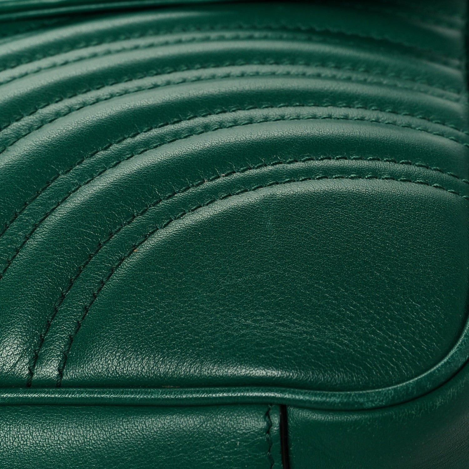 Gucci Calfskin Matelasse Medium GG Marmont Shoulder Bag Emerald Green 12 of 12