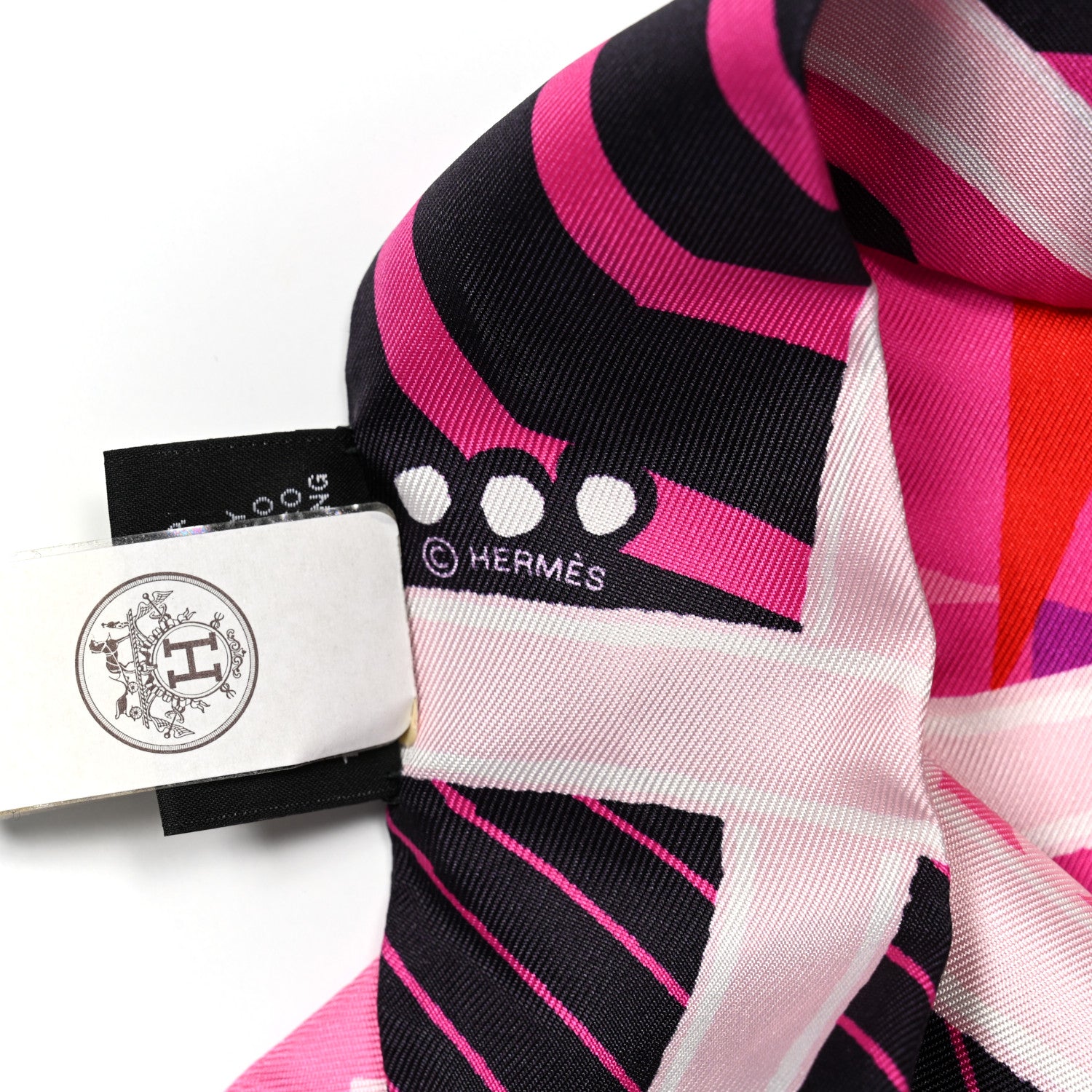 Hermes Silk Jeu de Soie Uniforme Twilly Rose Vif Black Rose 3 of 6