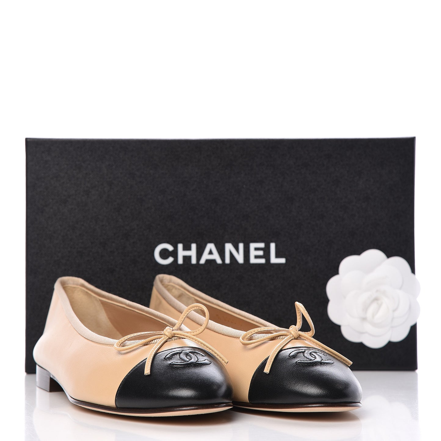 Lambskin Cap Toe CC Ballerina Flats 40.5 Beige Black
