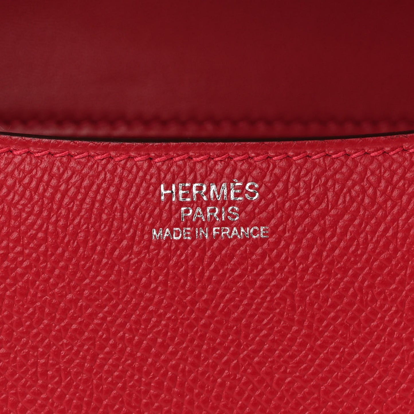 Epsom Constance 1-24 Rouge Casaque
