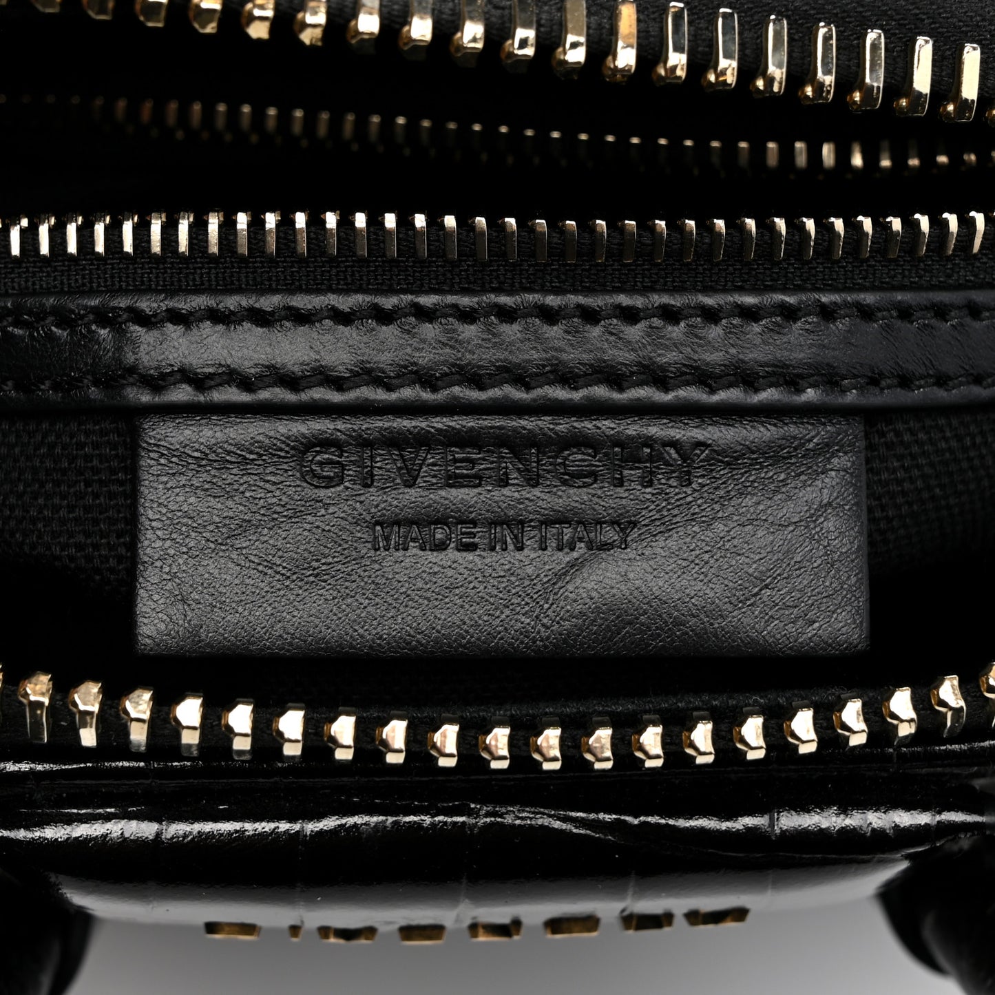 Calfskin Crocodile Embossed Mini Antigona Black