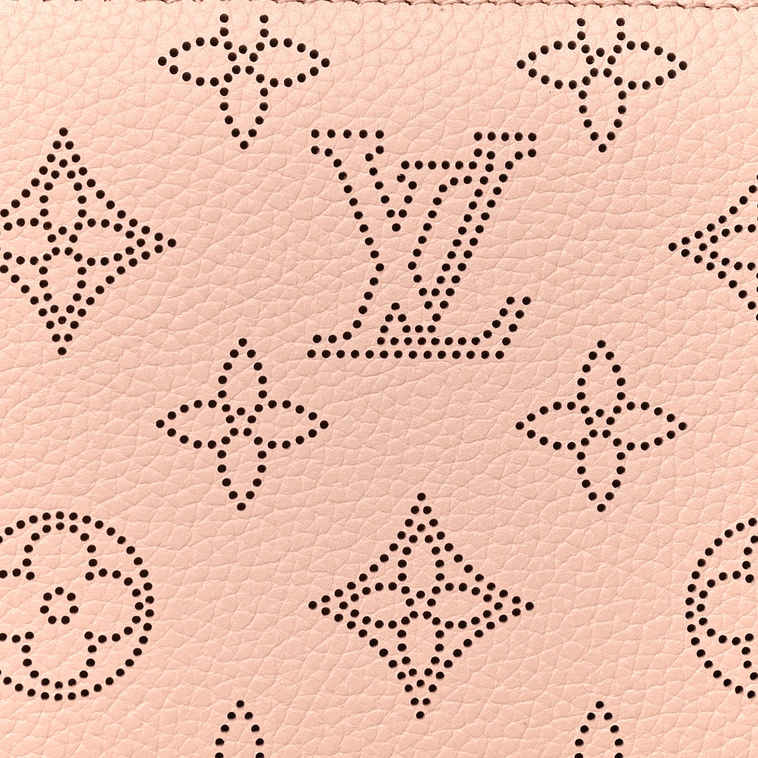 Louis Vuitton Mahina Zippy Wallet Magnolia 7 of 8