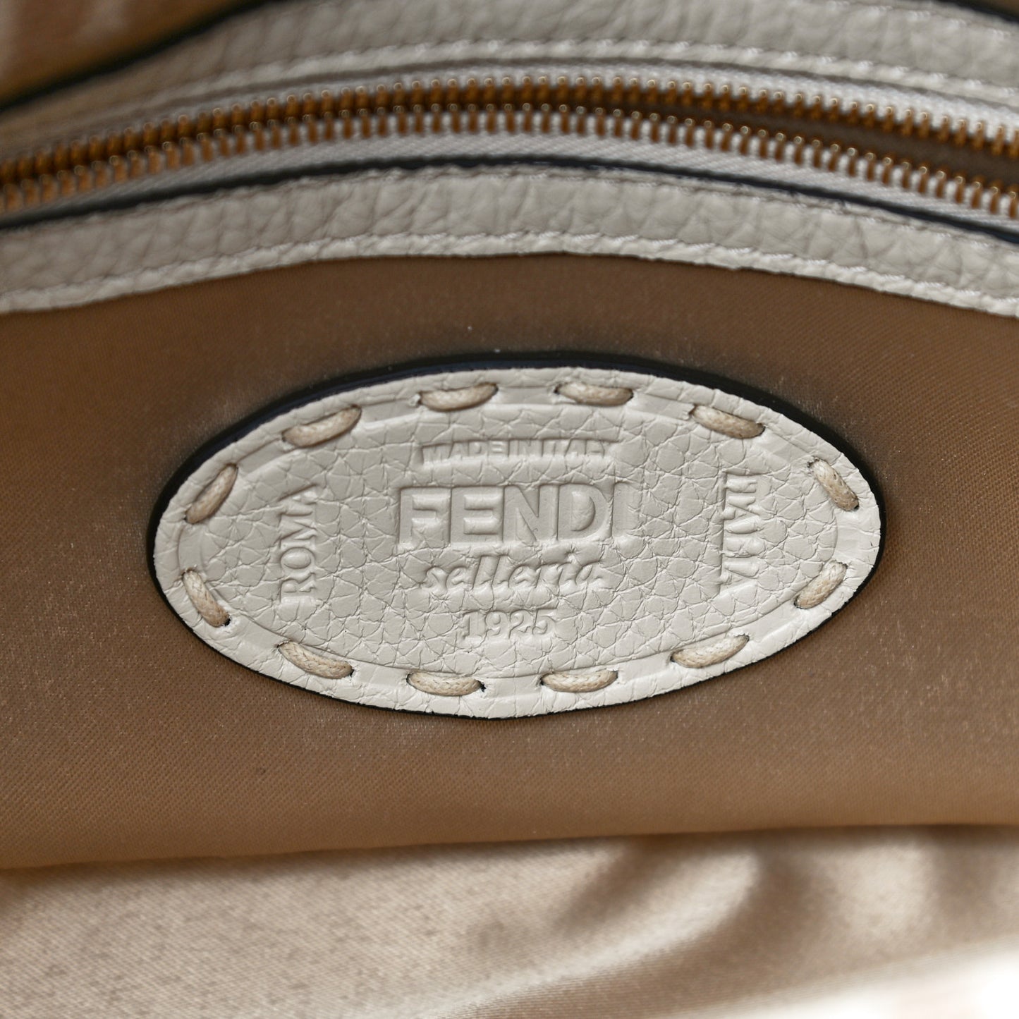 Wool Cuoio Romano Selleria FF 1974 Baguette 1997 Beige Cammello Camelia
