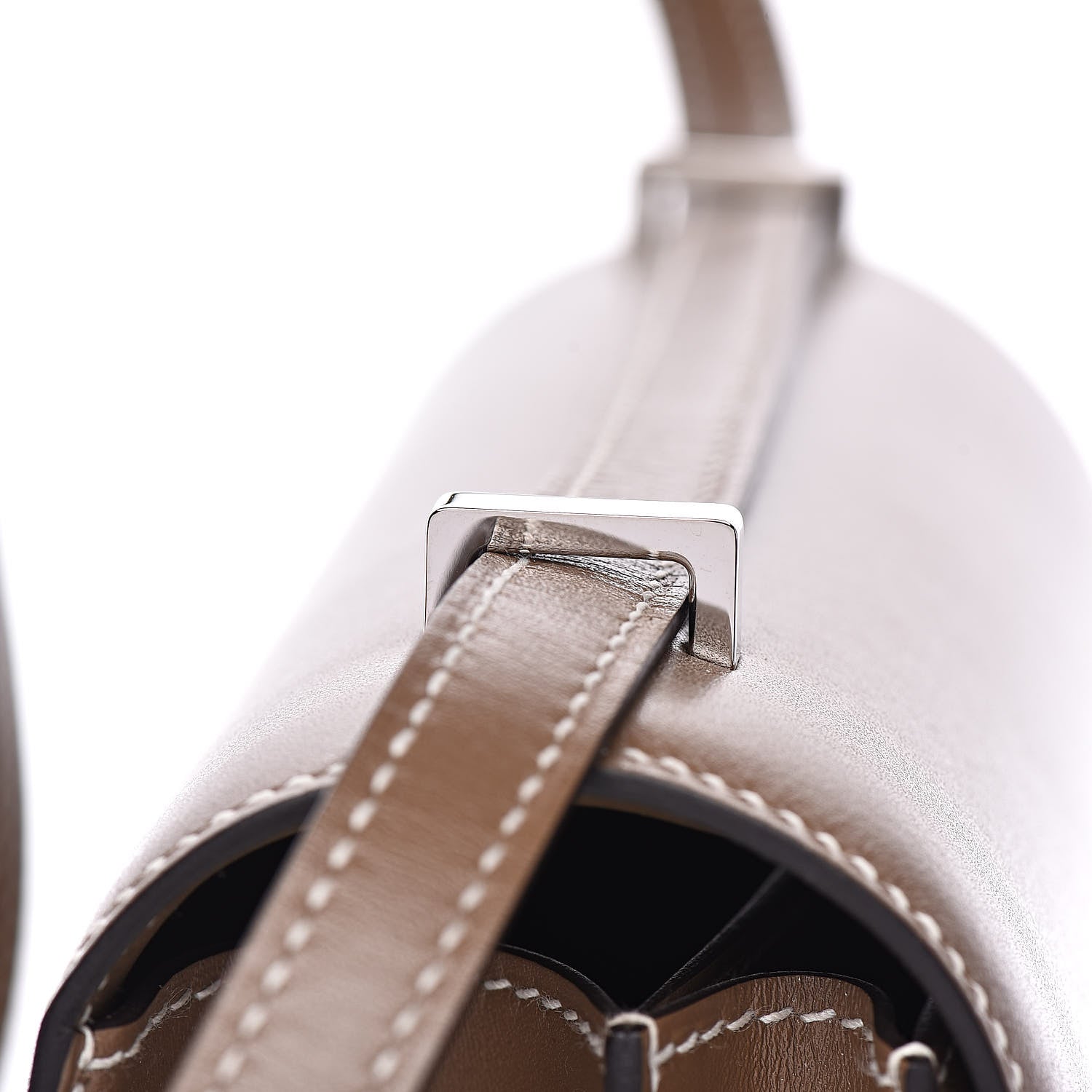 Hermes Tadelakt Constance 18 Etoupe 11 of 14