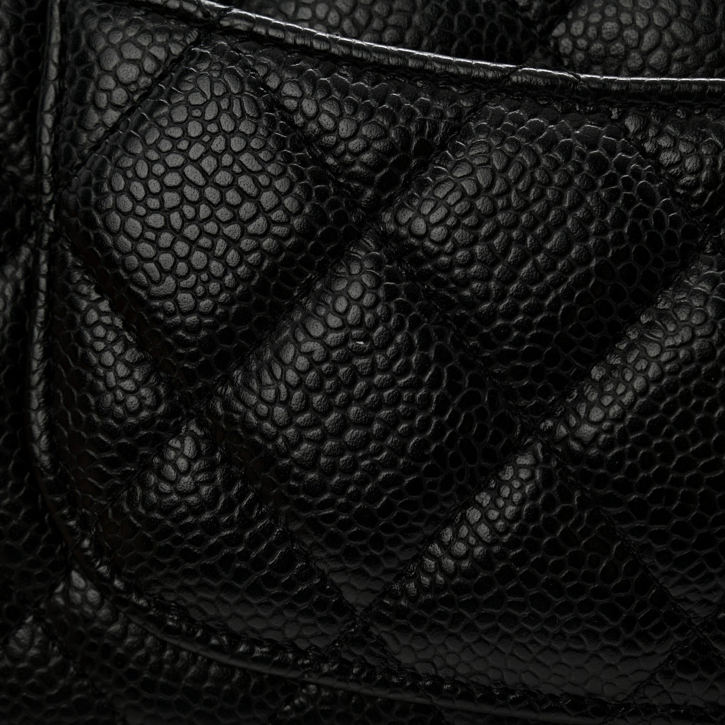 Caviar Quilted Large Gusset Flap Wallet Black