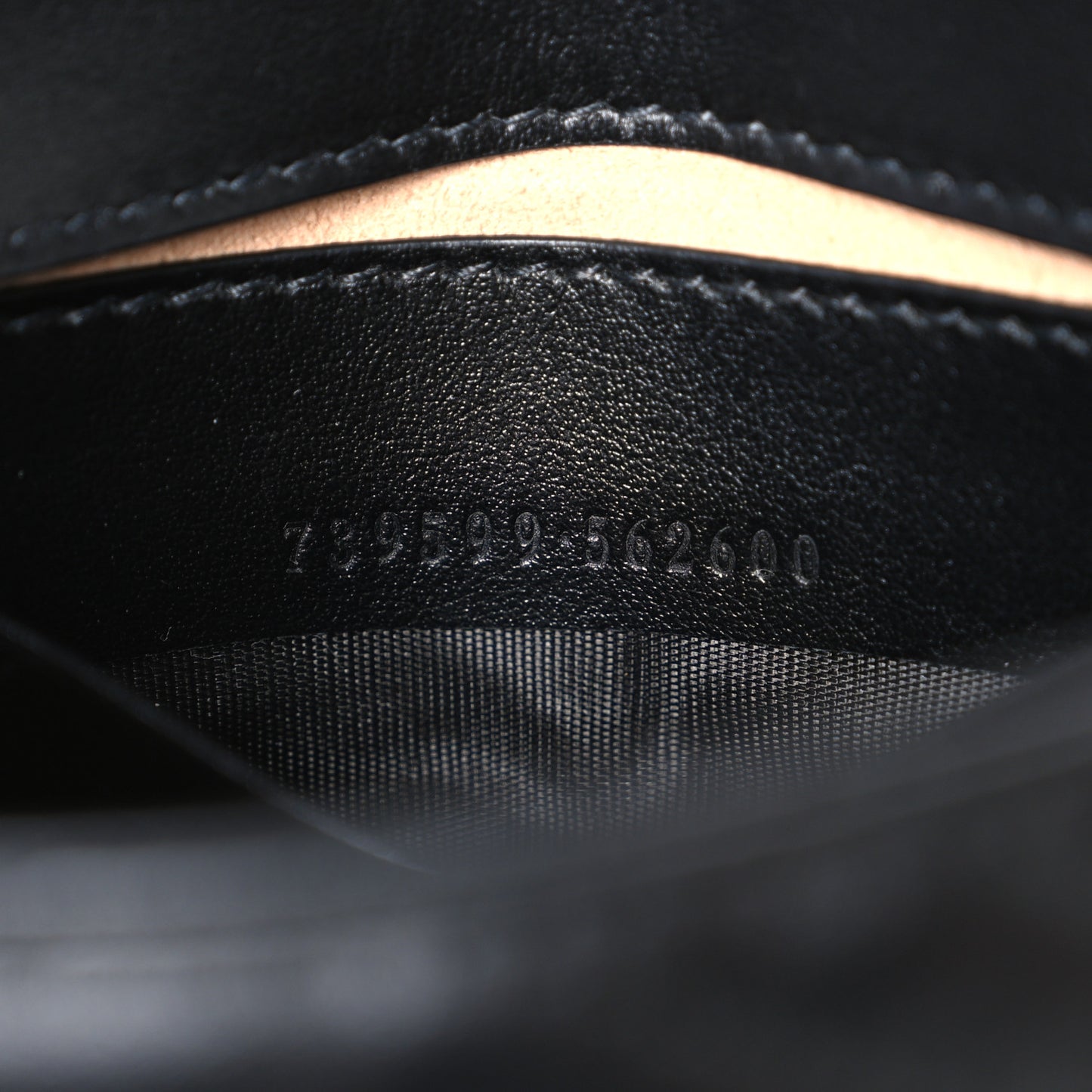 Calfskin Matelasse Monochrome GG Marmont Chain Mini Belt Bag Black