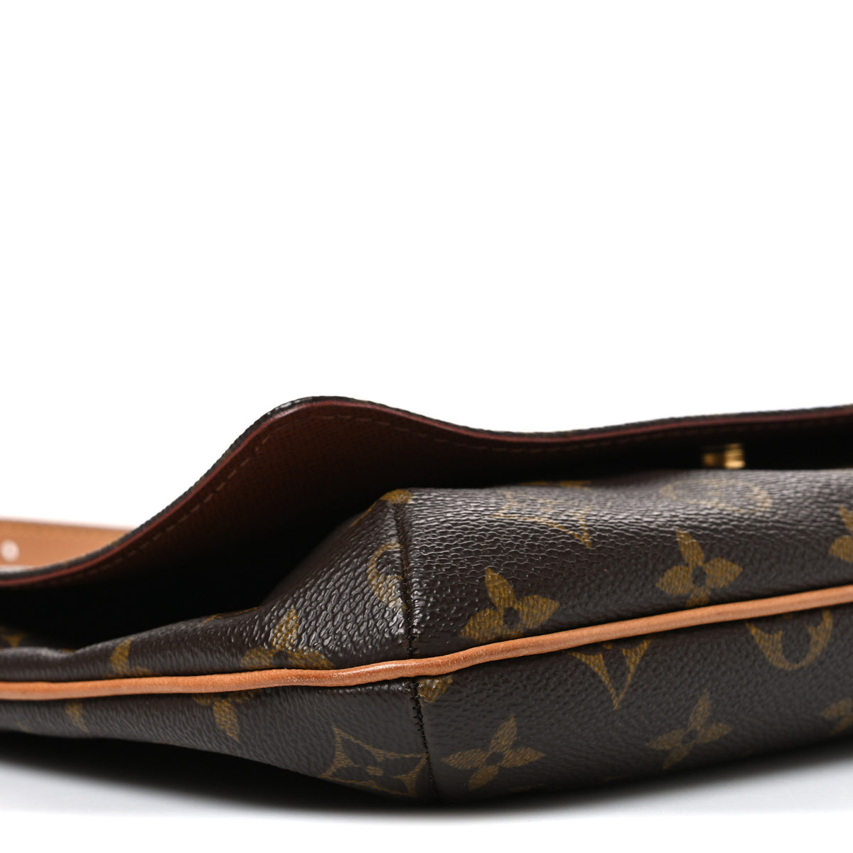 Monogram Musette Tango
