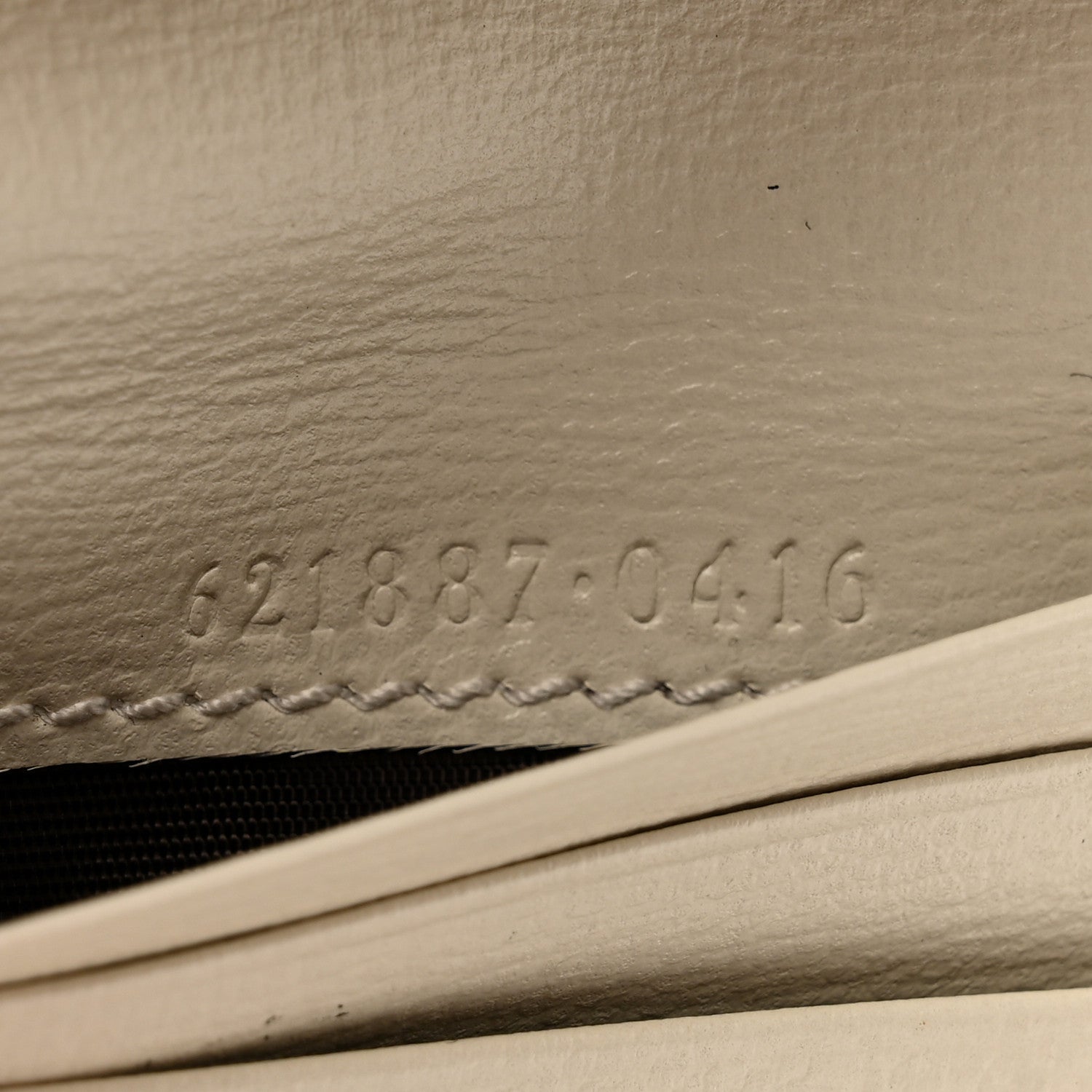 Gucci GG Supreme Monogram Azalea Calfskin Horsebit 1955 Card Case Wallet Beige Ebony Mystic White 7 of 9