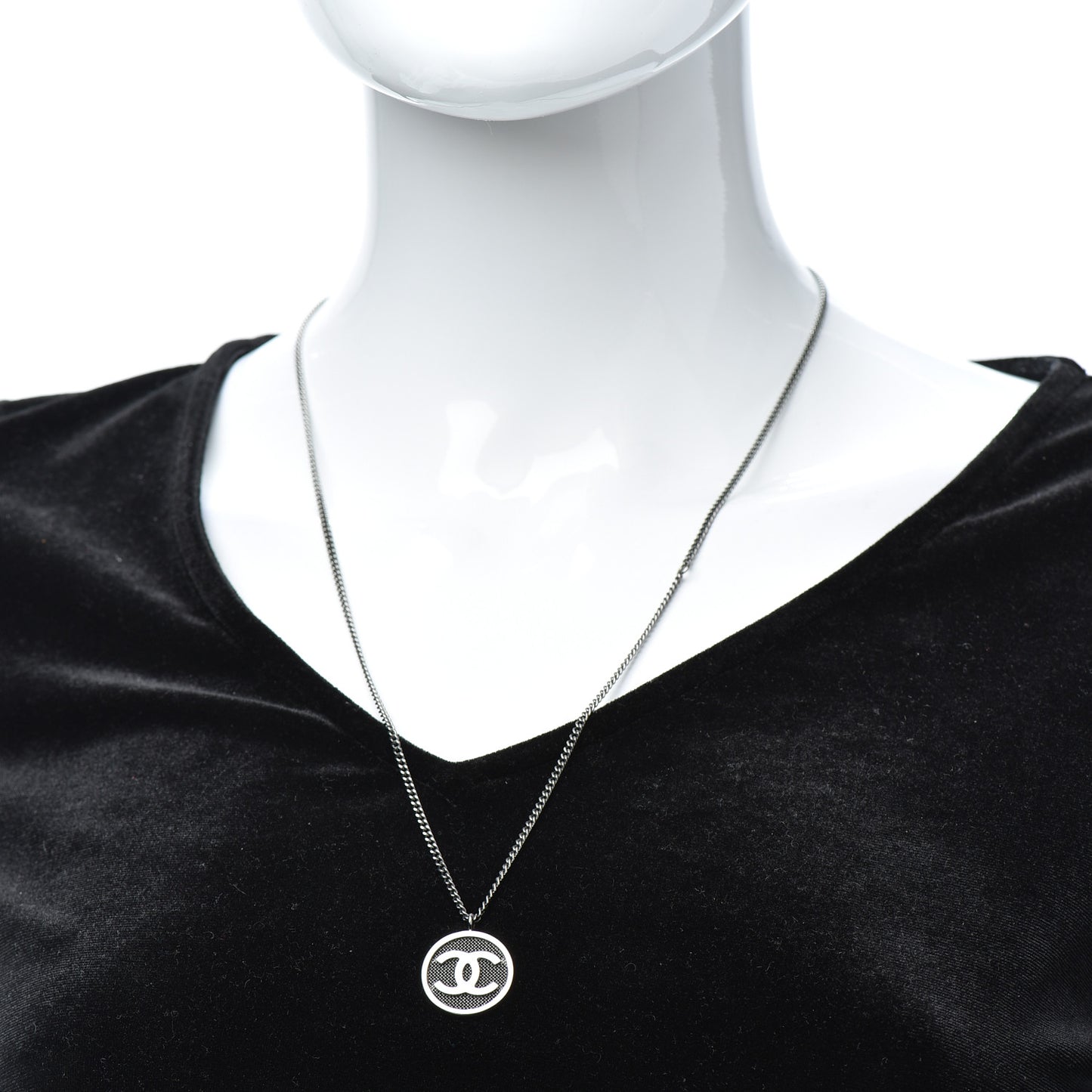 Mesh CC Necklace Silver
