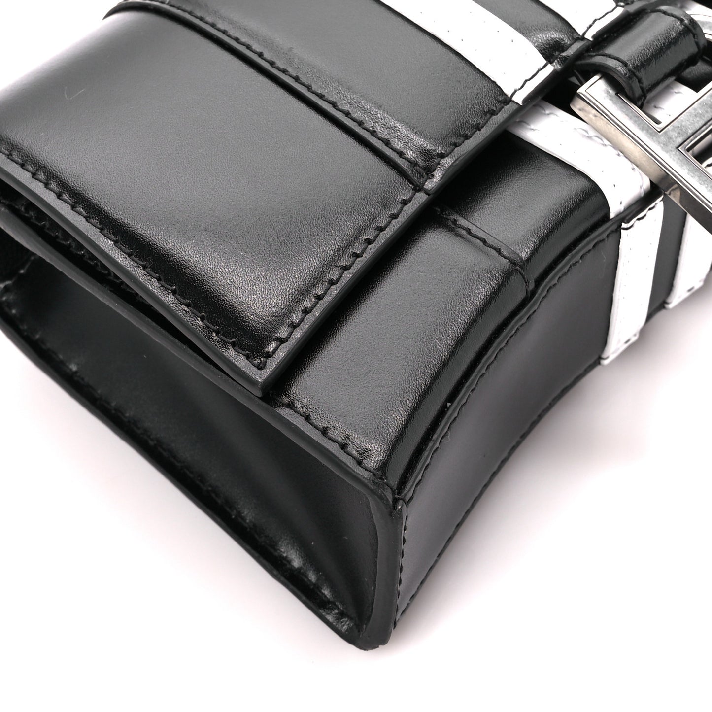 X ADIDAS Box Calfskin Hourglass Chain Bag Black