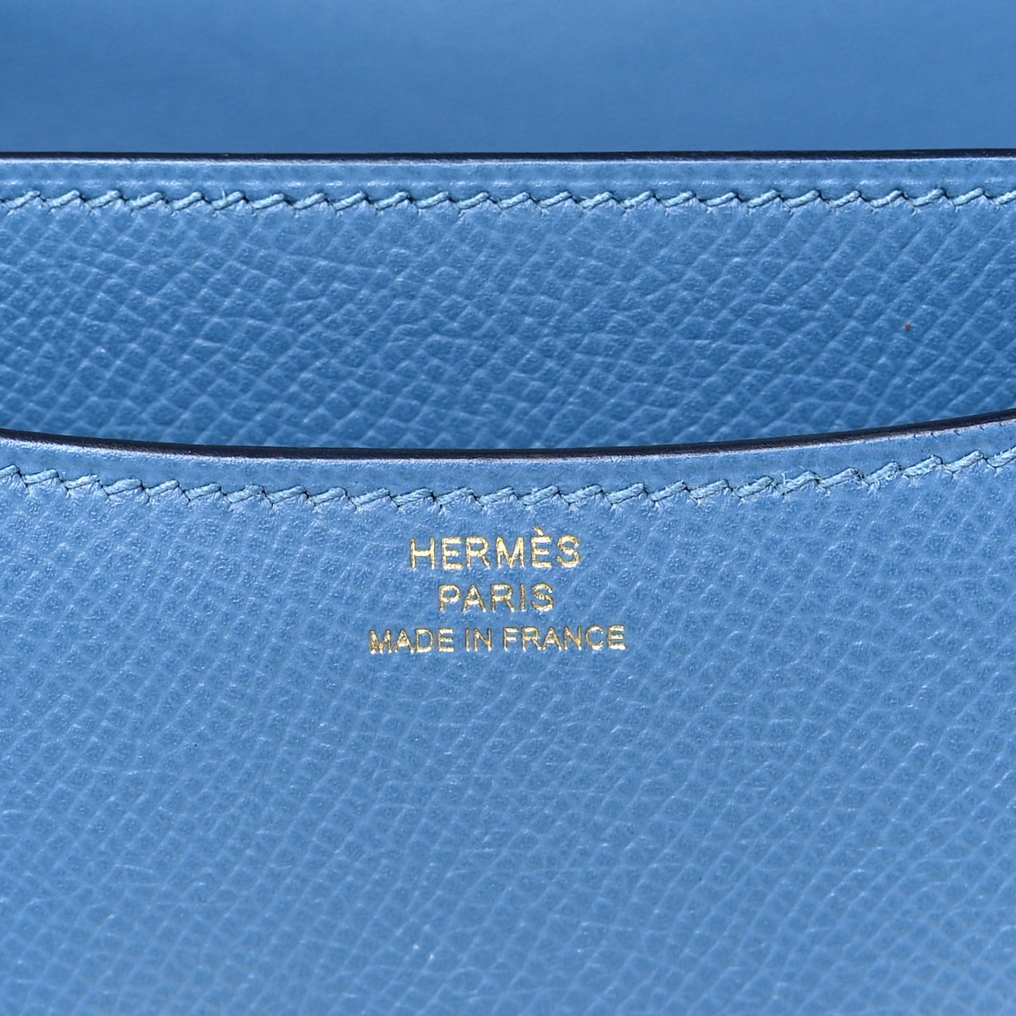Epsom Constance 18 Bleu Azur