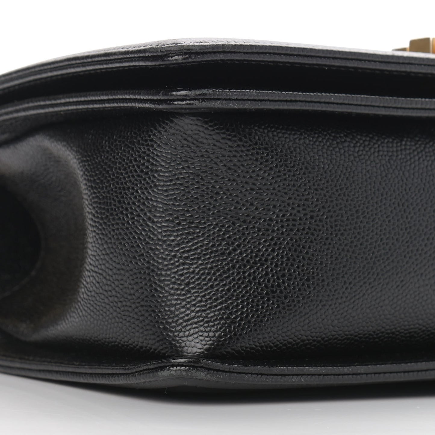 Caviar Chevron Quilted Medium Boy Flap Black