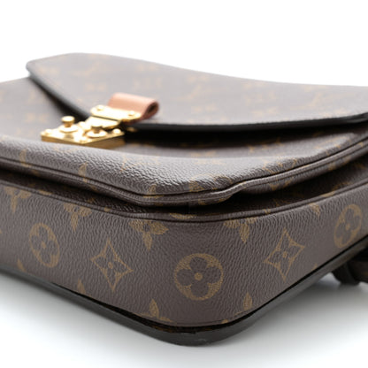 Louis Vuitton Monogram Pochette Metis 10 of 14