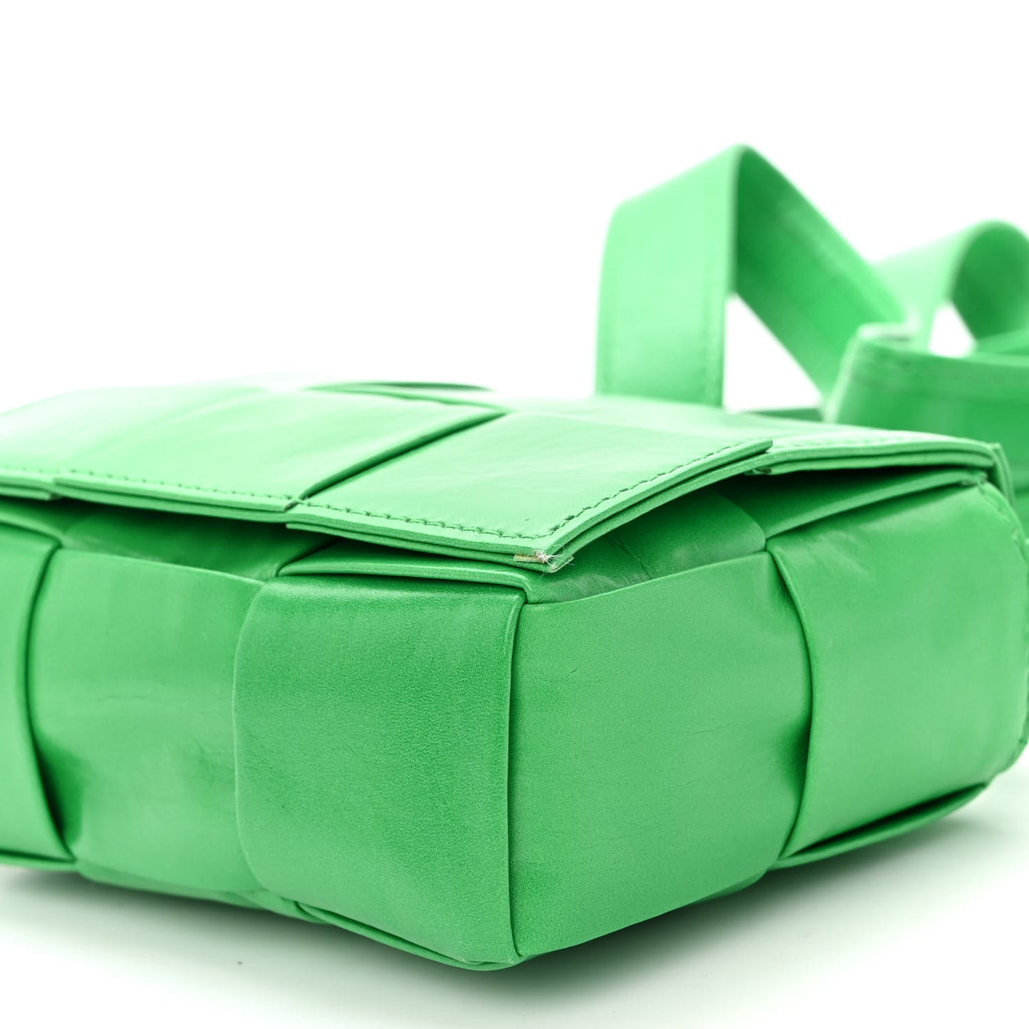 Crinkled Lambskin Maxi Intrecciato Extra Mini Cassette Crossbody Bag Parakeet