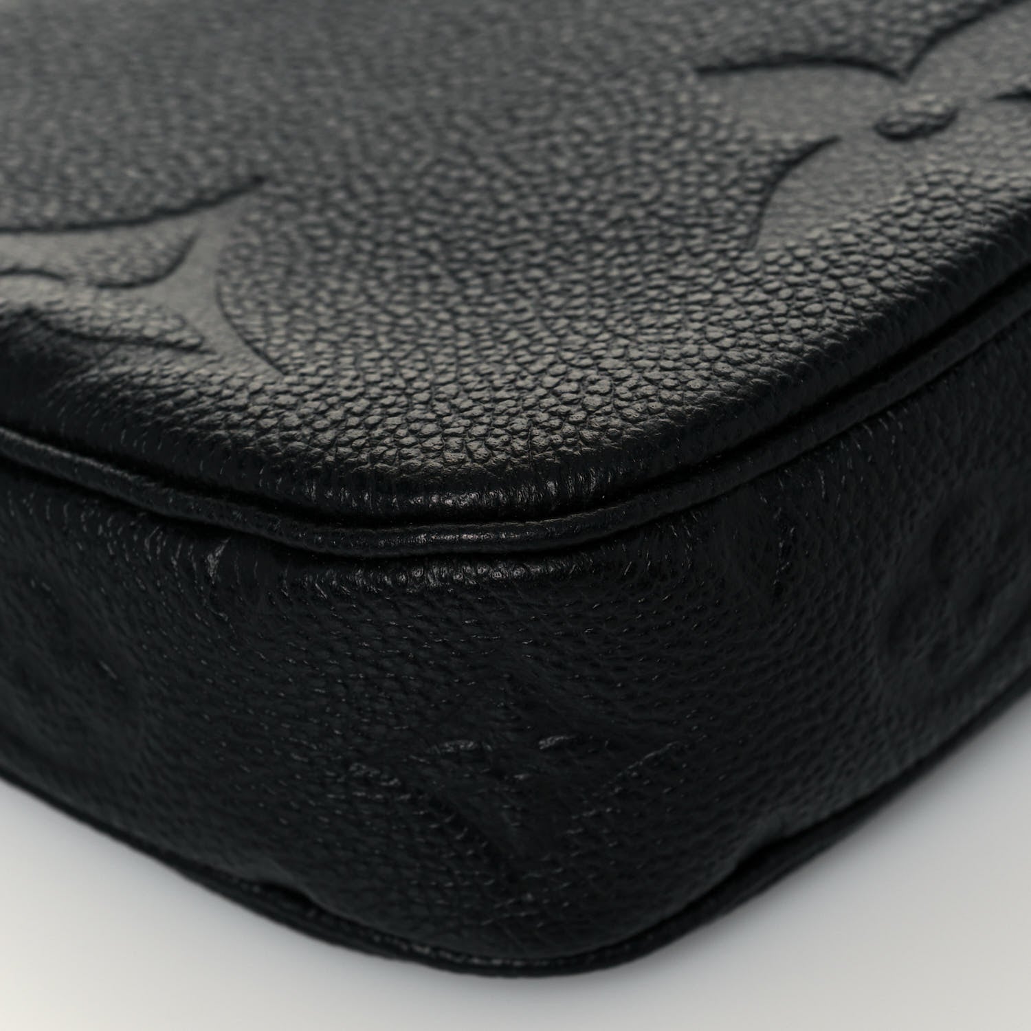 Louis Vuitton Empreinte Monogram Giant Multi Pochette Accessories Large Pochette Black 7 of 11