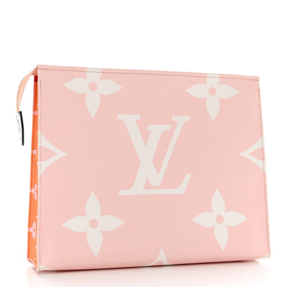 Louis Vuitton Monogram Giant Toiletry Pouch 26 Rouge 3 of 12