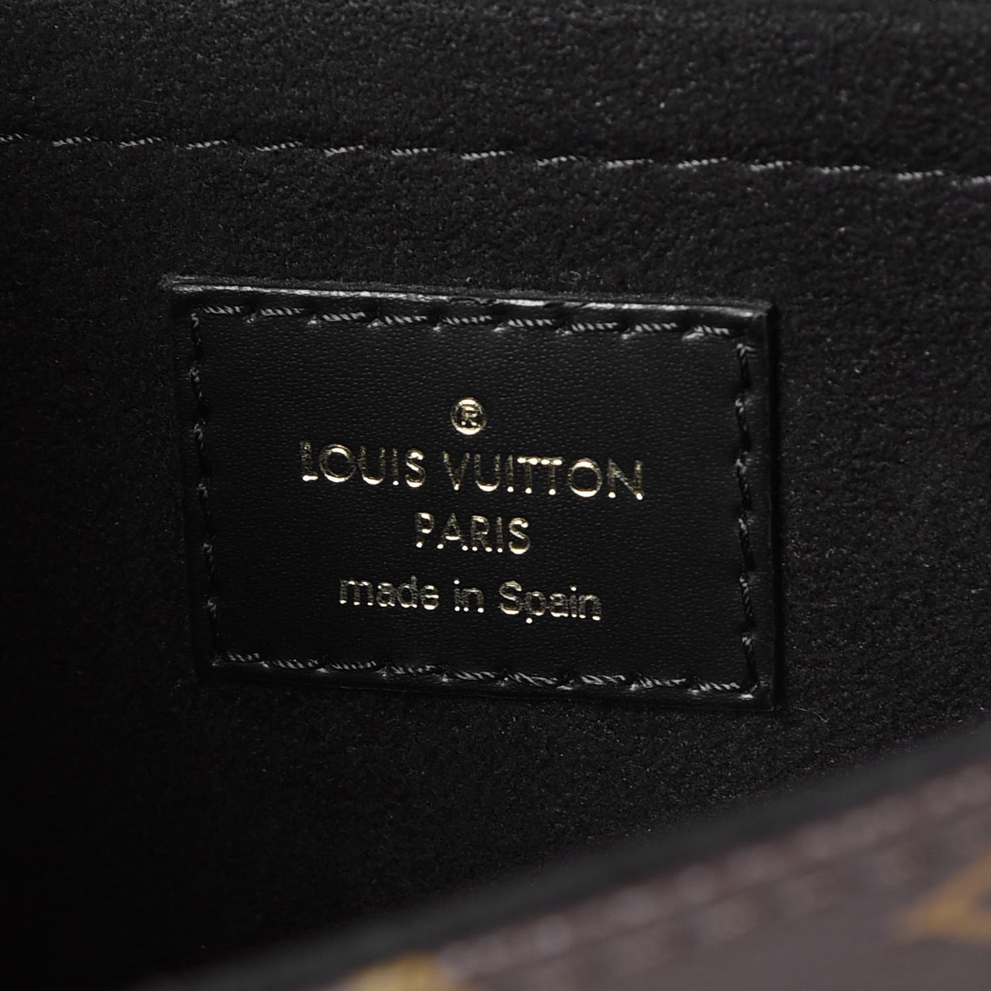 Epi Monogram Saint Michel Black
