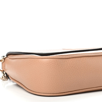 Gucci Pebbled Calfskin Medium Soho Flap Crossbody Camelia 8 of 9