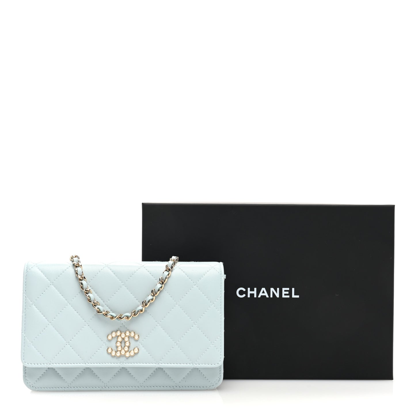 Lambskin Quilted Pearl CC Wallet on Chain WOC Light Blue