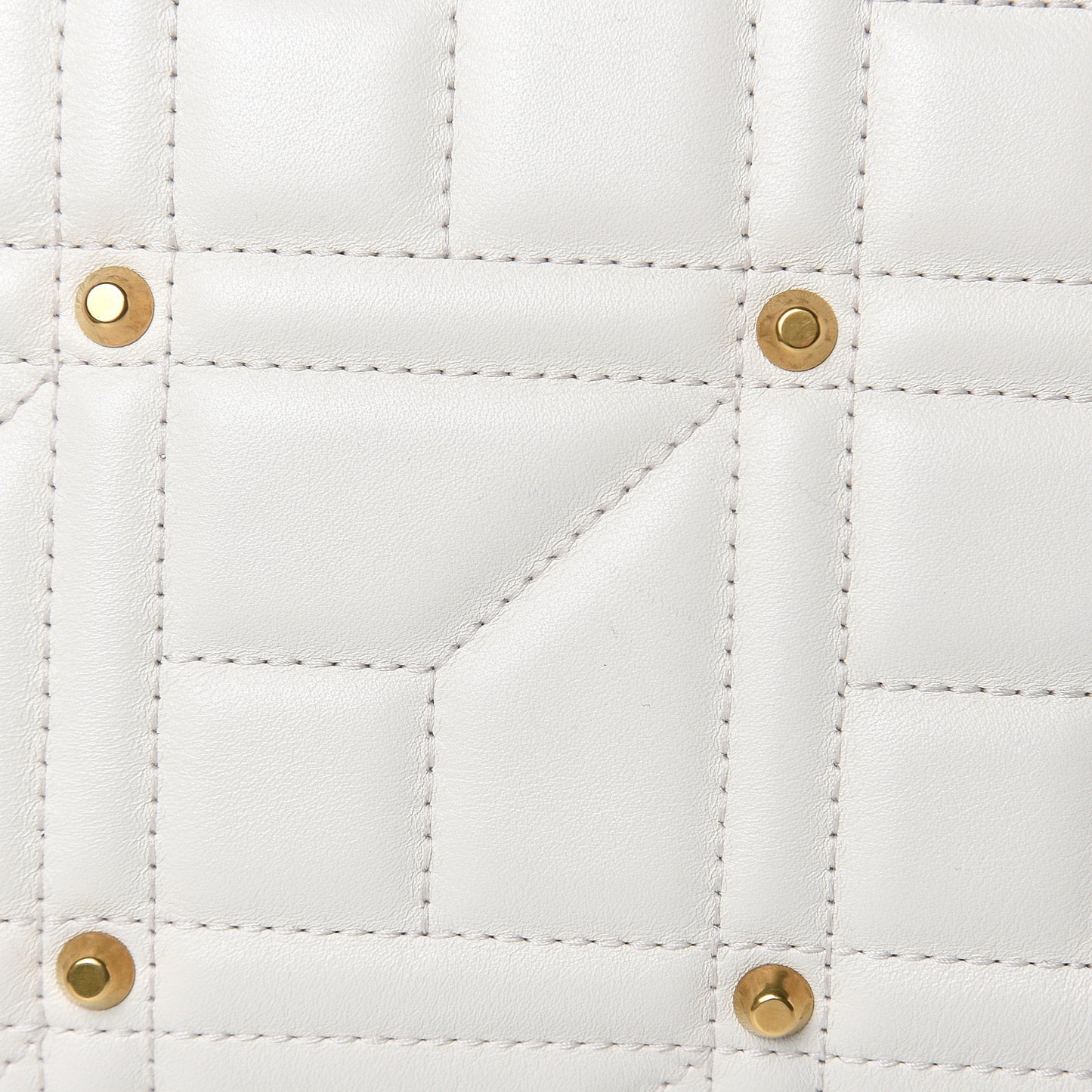 Calfskin Matelasse Studded Medium GG Marmont Shoulder Bag White