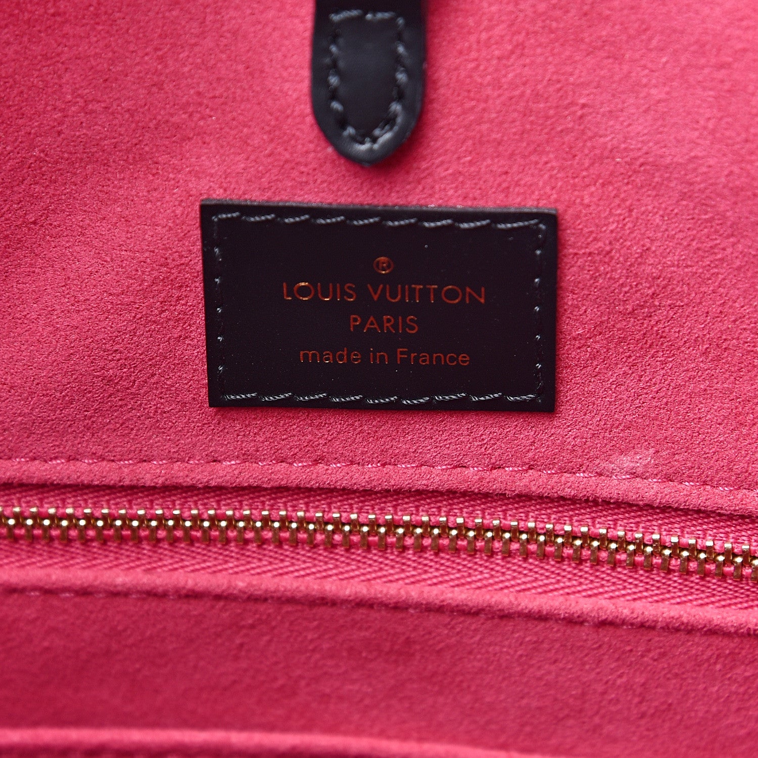Louis Vuitton Epi Onthego MM Black 5 of 12