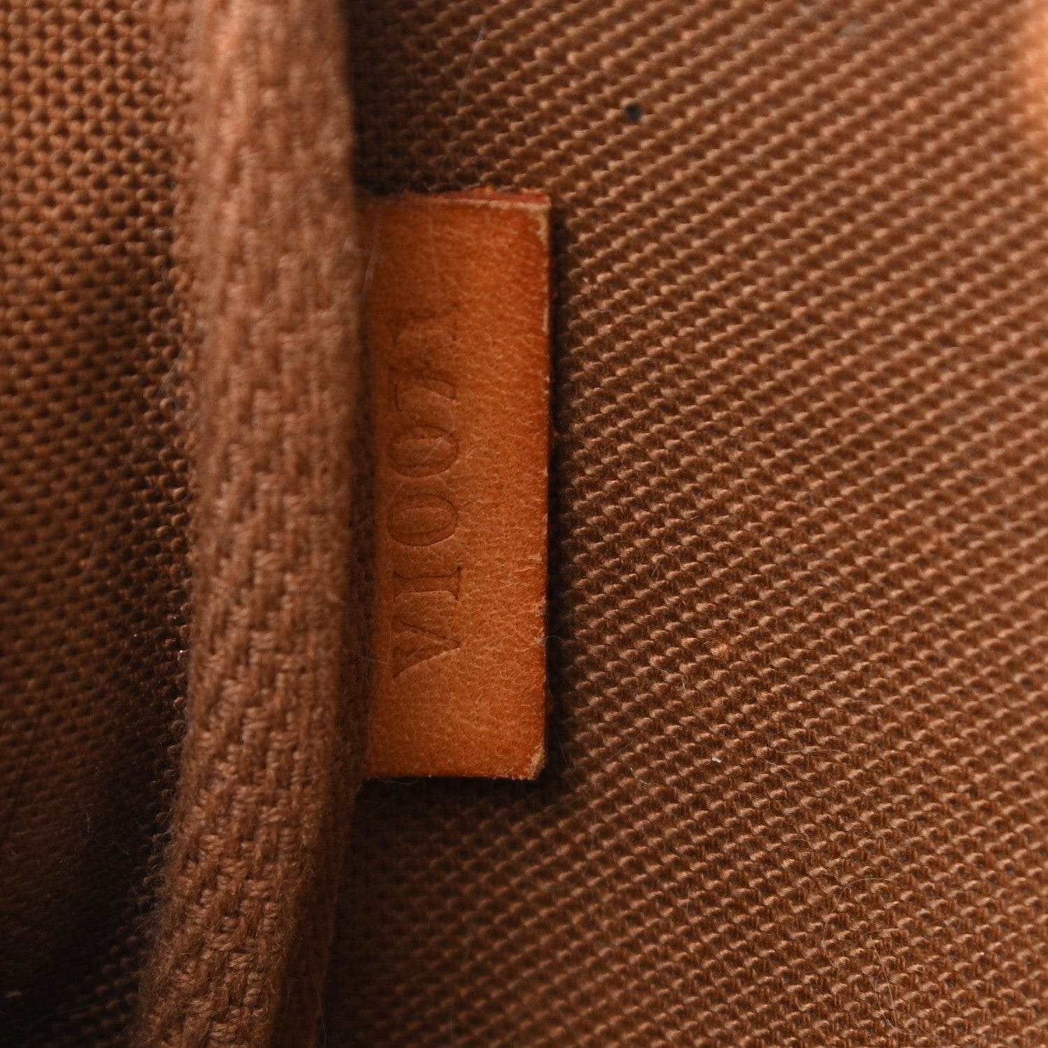 Louis Vuitton Monogram Pochette Accessories 7 of 9