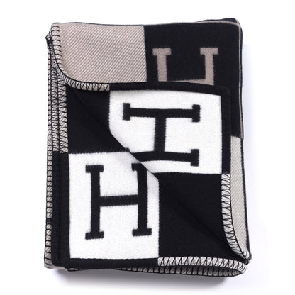 Hermes Wool Cashmere Avalon III Blanket Ecru Black 2 of 3