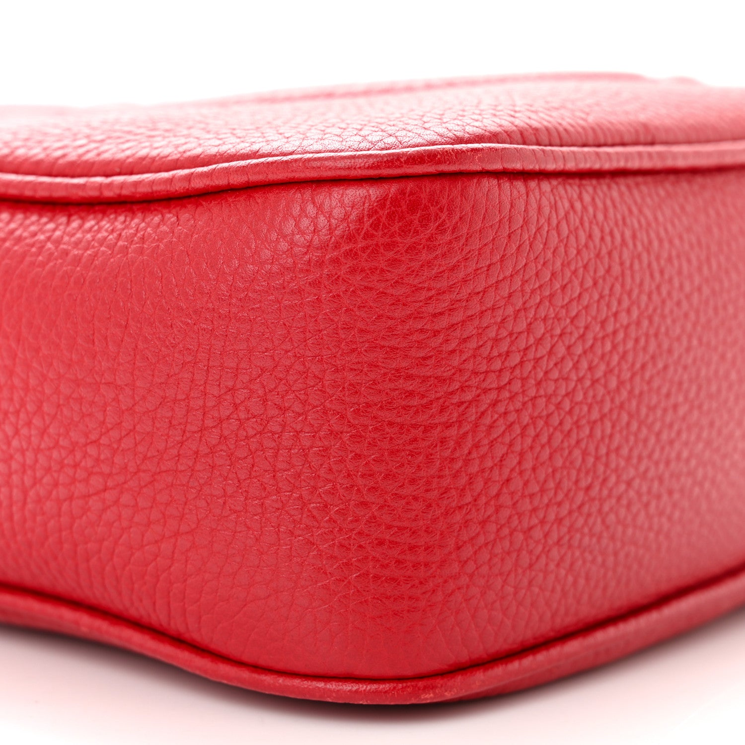 Gucci Pebbled Calfskin Small Soho Disco Bag Vibrant Red 9 of 14