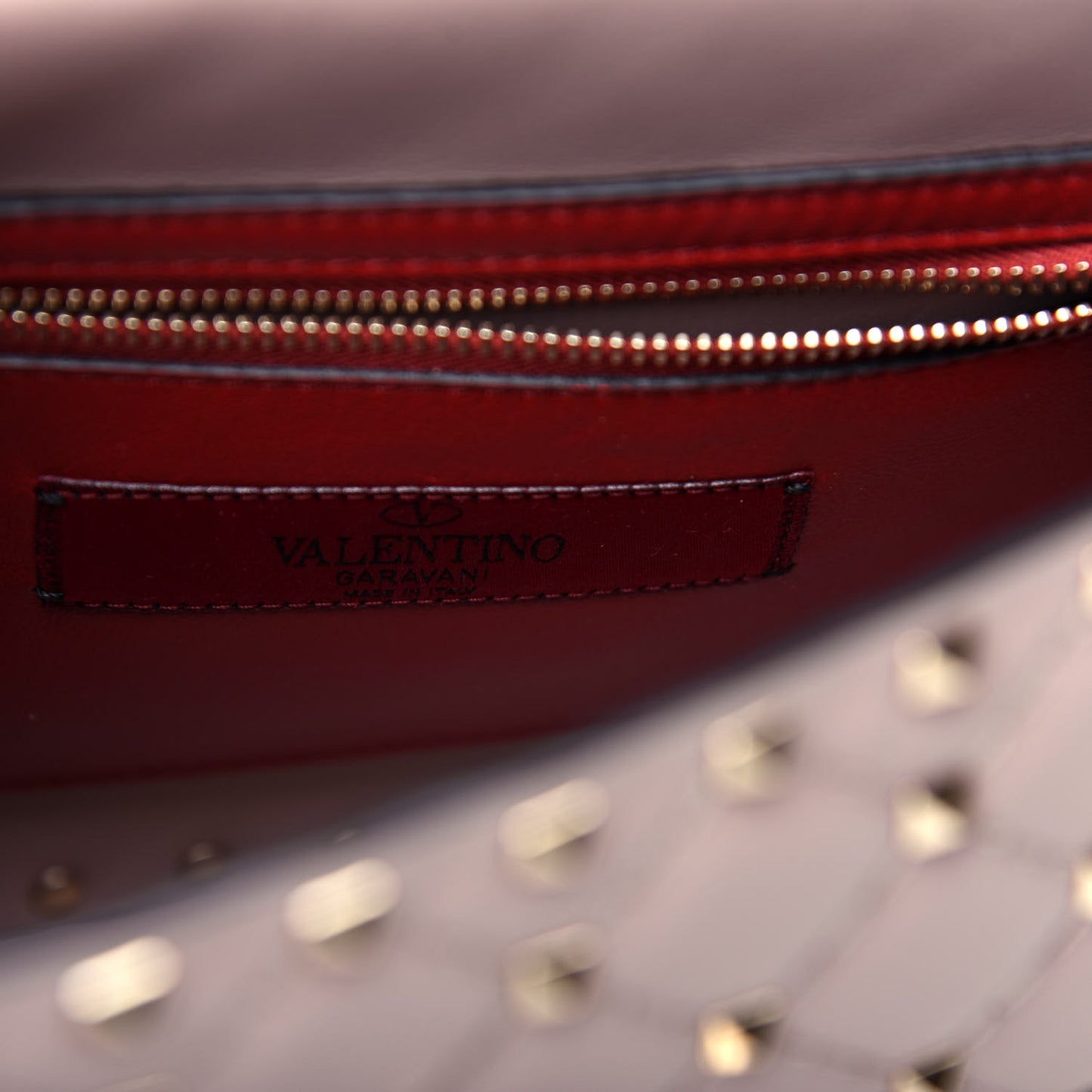 Lambskin Medium Rockstud Spike Shoulder Bag Poudre