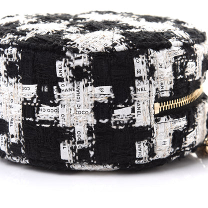 Chanel Tweed Quilted Round Clutch With Chain Black Ecru White 9 of 10