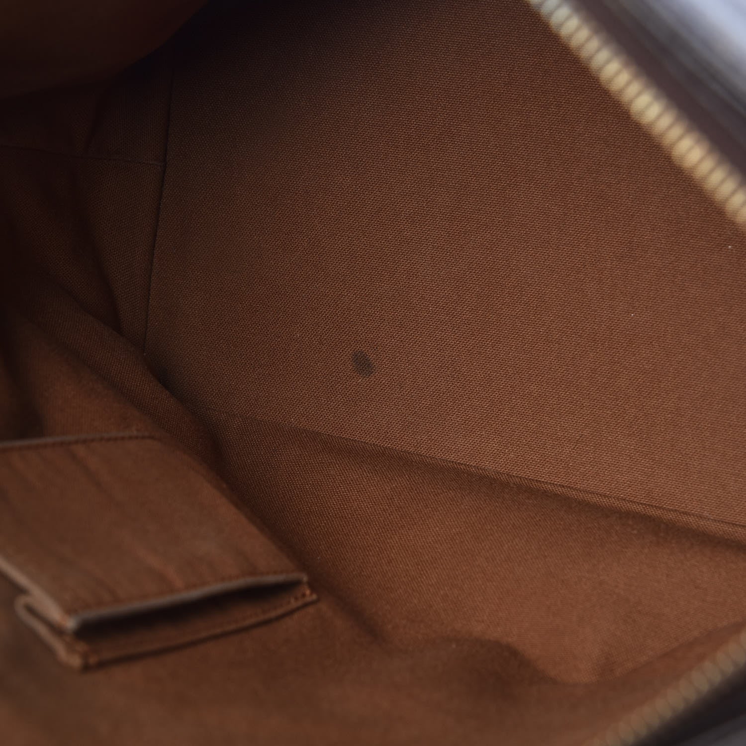 Louis Vuitton Monogram Cabas Mezzo 8 of 13