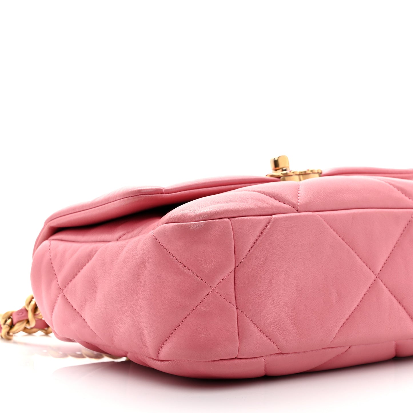 Lambskin Quilted Medium Chanel 19 Flap Pink