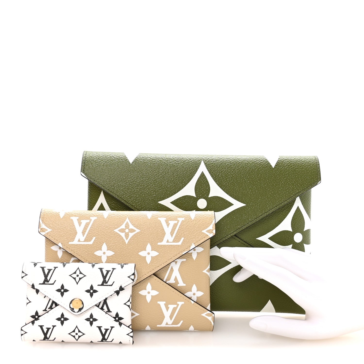 Louis Vuitton Monogram Giant Kirigami Pochette Set 2 of 10