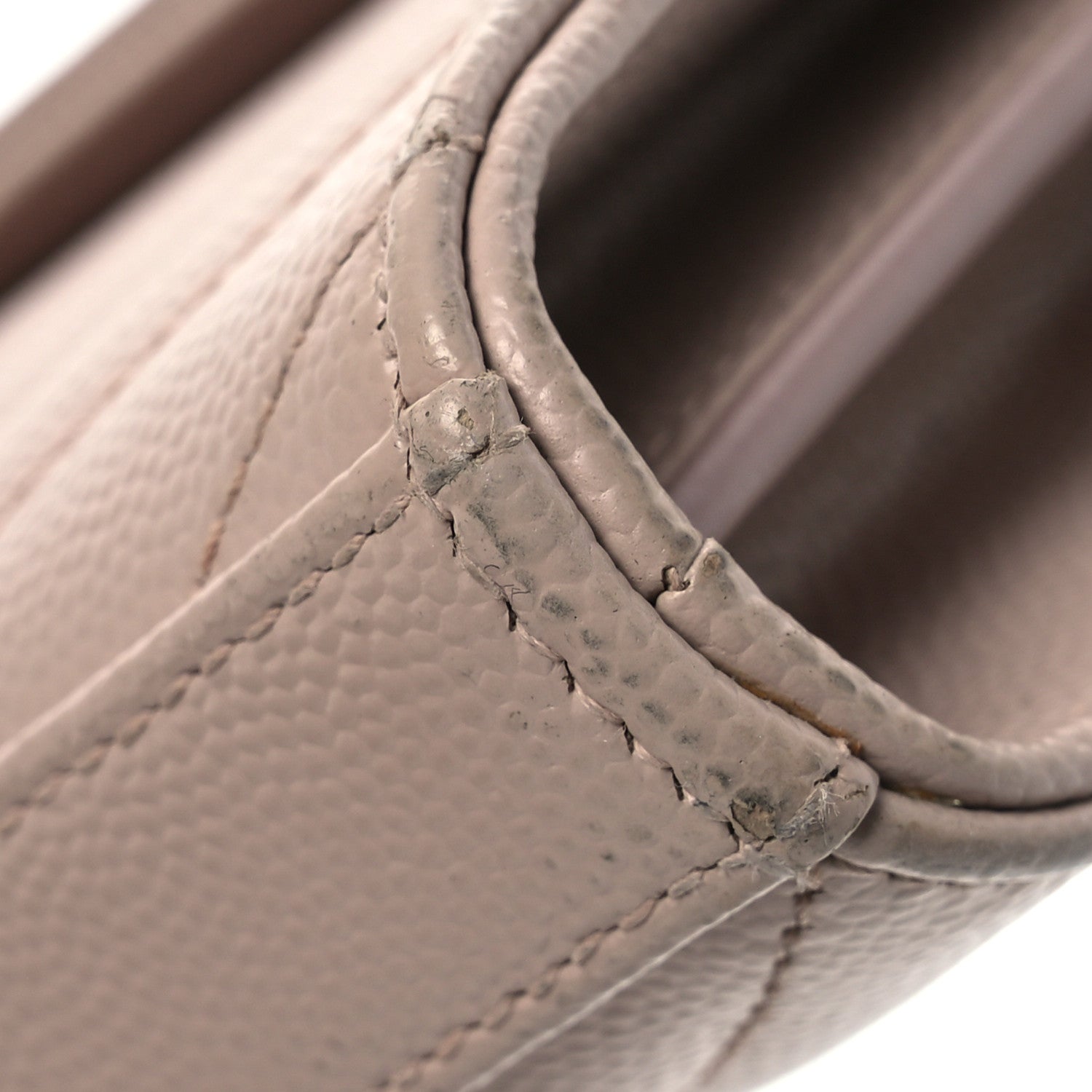 Saint Laurent Grain De Poudre Matelasse Chevron Cassandre Envelope Chain Wallet Dark Beige 12 of 15