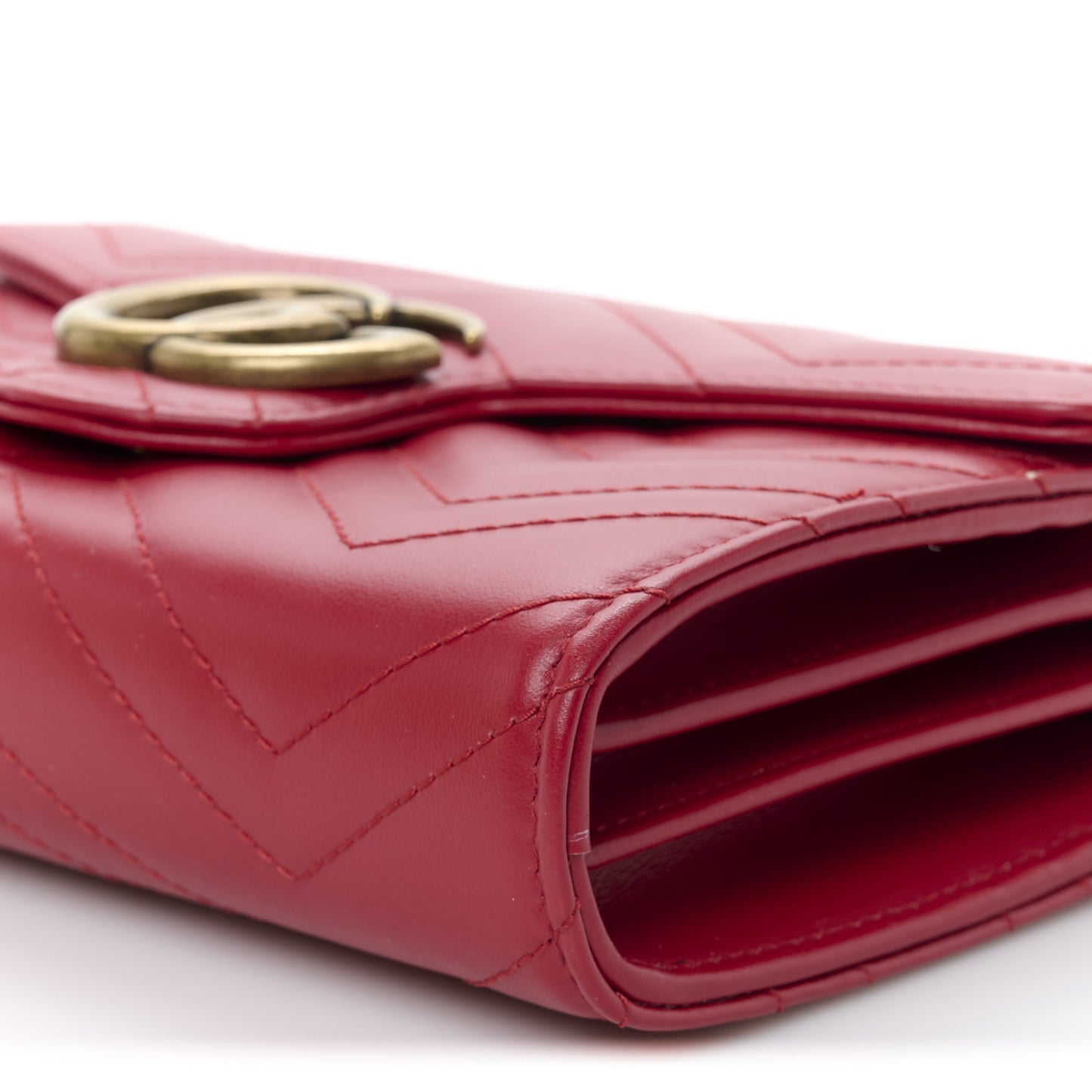 Calfskin Matelasse GG Marmont Chain Wallet Hibiscus Red
