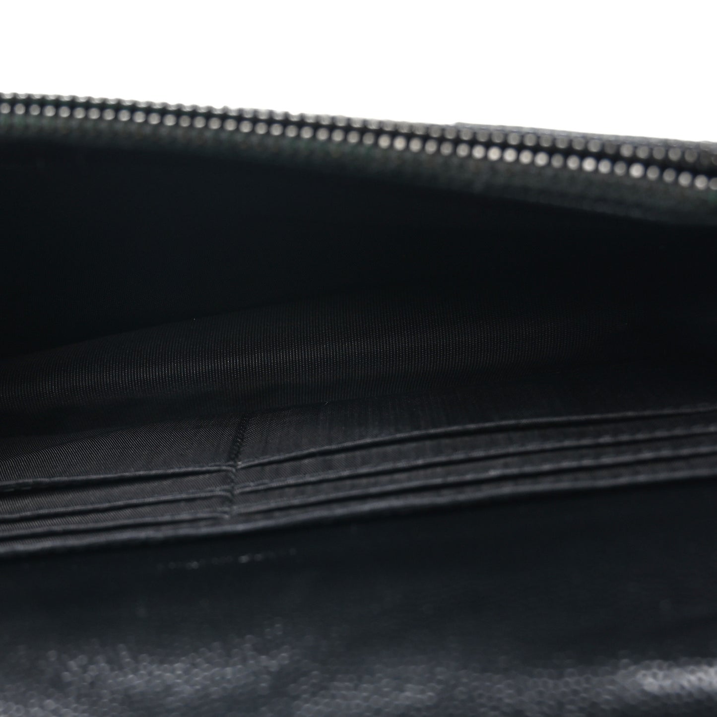 Grain De Poudre Matelasse Chevron Monogram Monochrome Envelope Chain Wallet Black