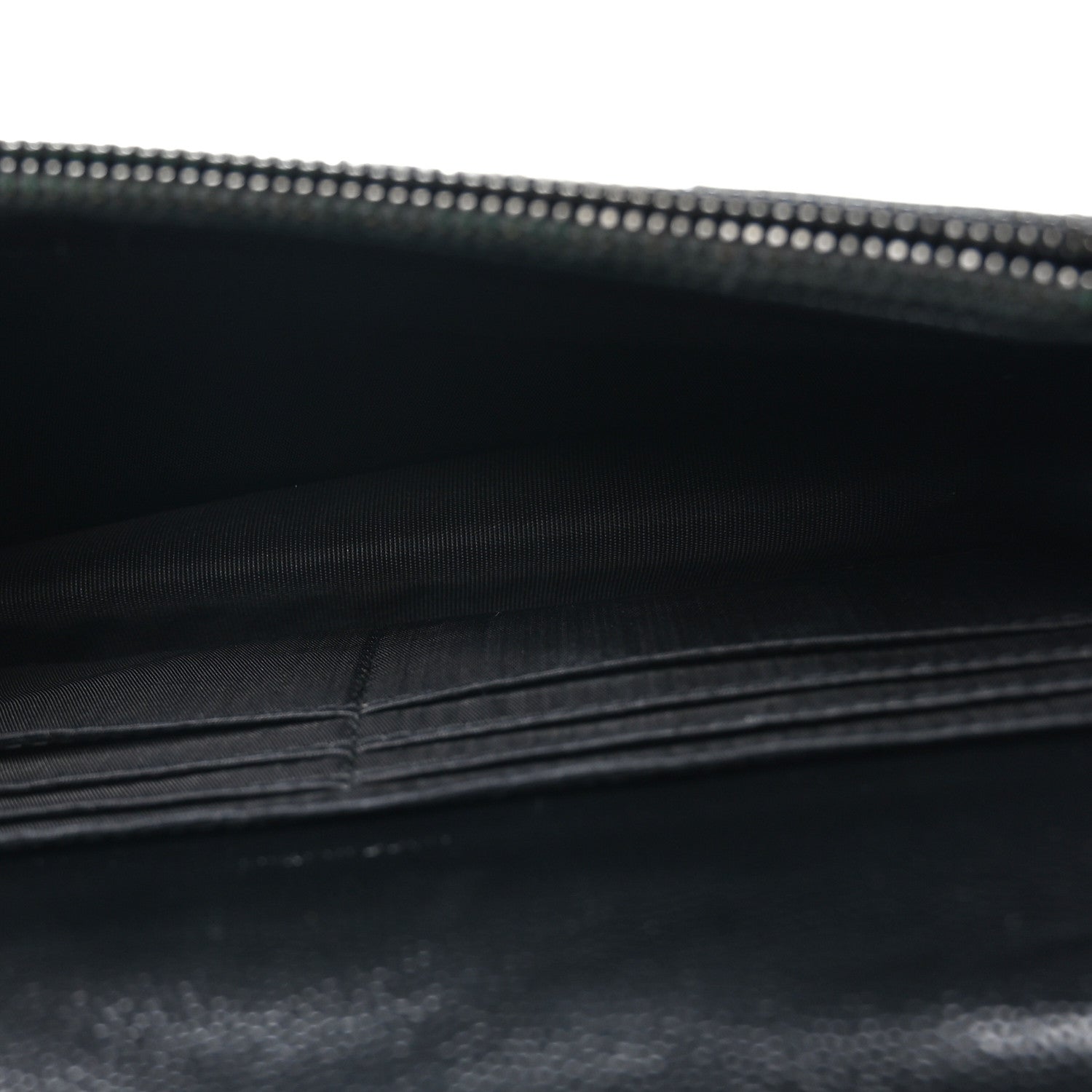 Saint Laurent Grain De Poudre Matelasse Chevron Monogram Monochrome Envelope Chain Wallet Black 5 of 9
