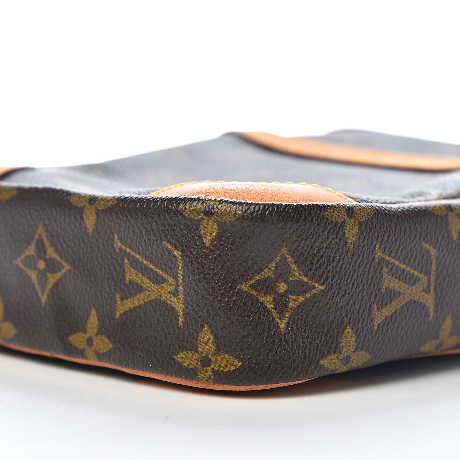 Louis Vuitton Monogram Danube 21 7 of 12
