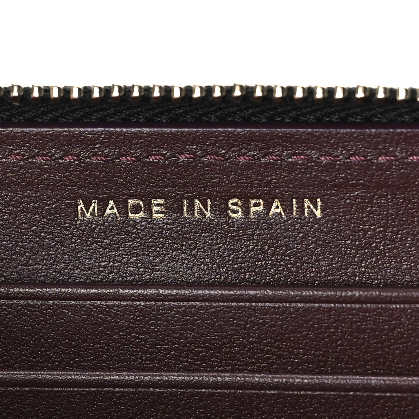 Caviar Quilted Medium Zip Around Wallet Black