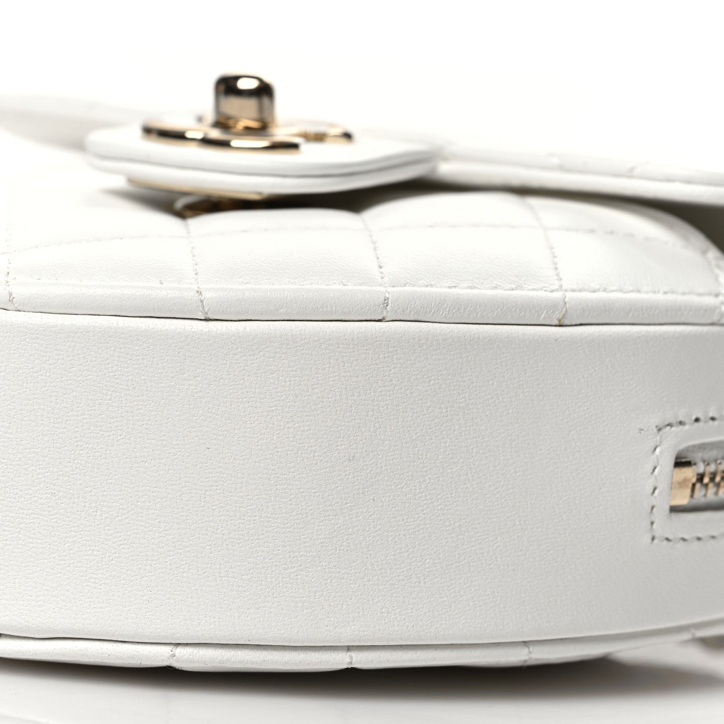 Lambskin Quilted CC In Love Heart Clutch With Chain White