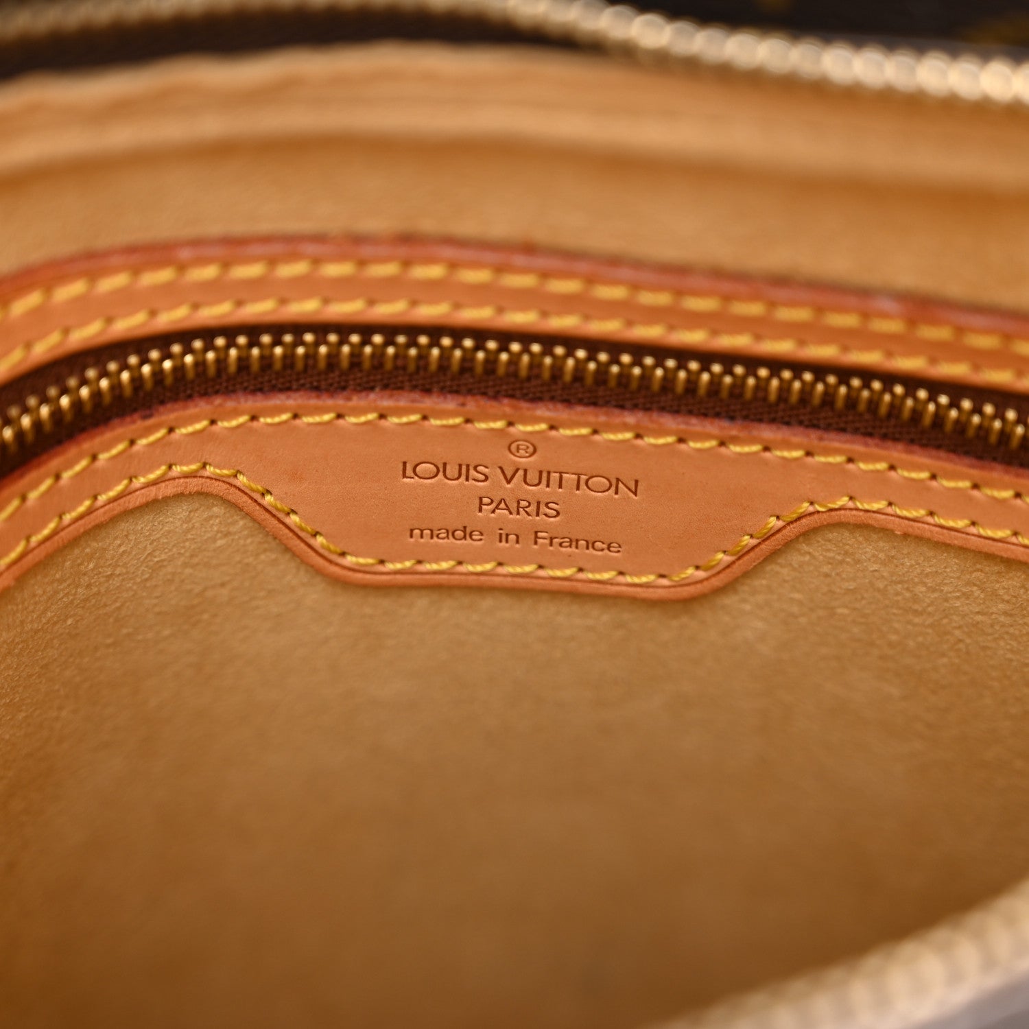 Louis Vuitton LOUIS VUITTON Monogram Looping MM 7 of 9