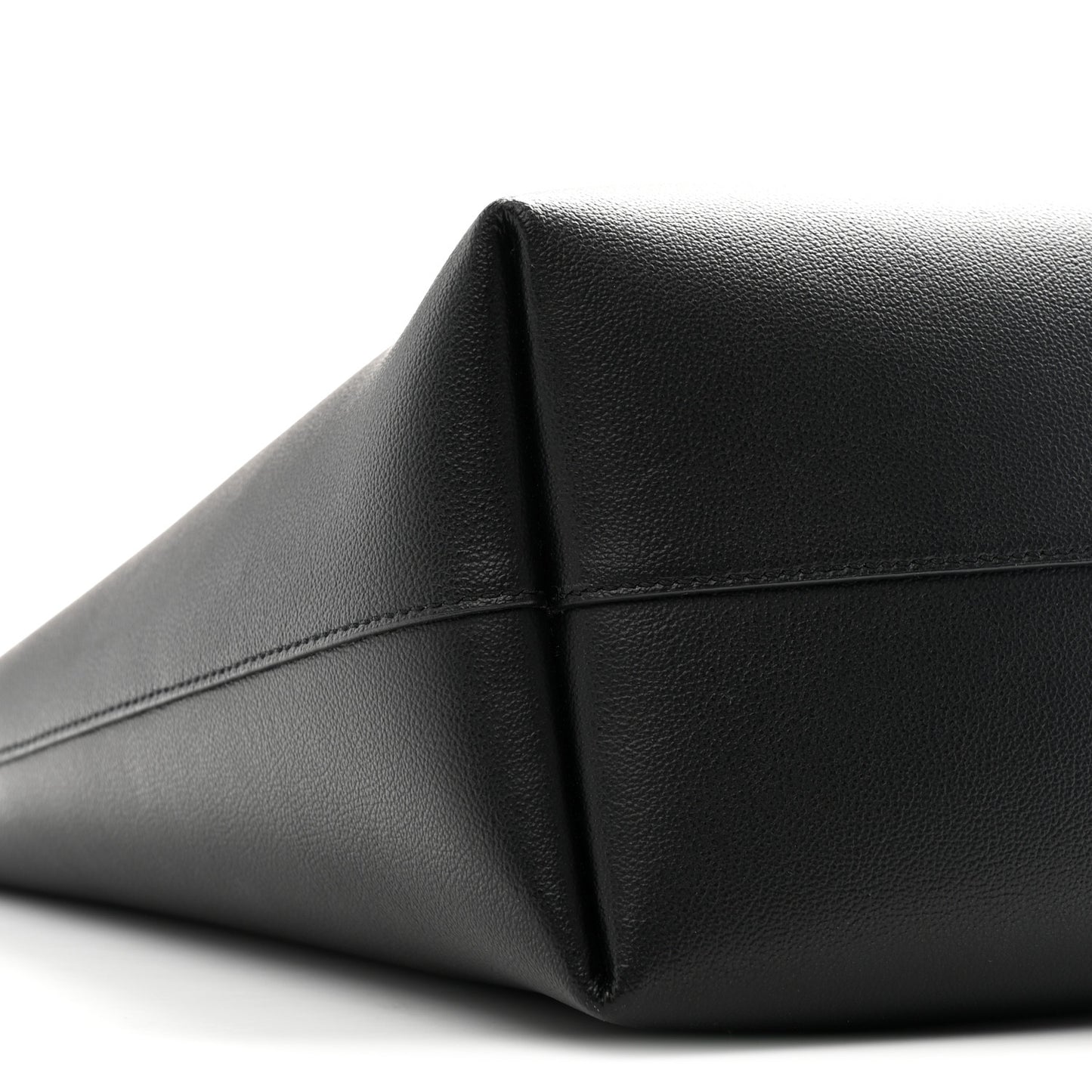 Calfskin Virtus Tote Black
